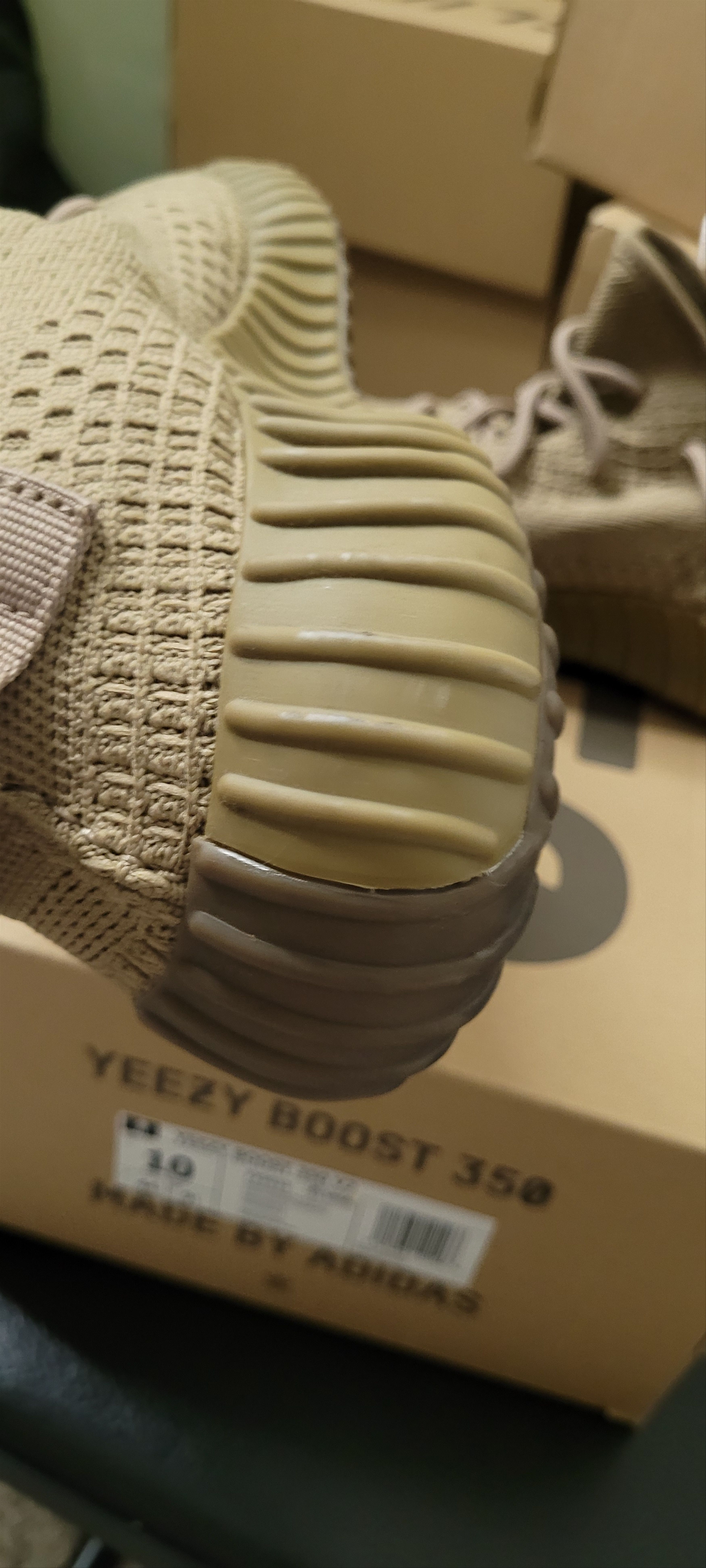Adidas × Kanye West Adidas Yeezy 350 V2 Earth Size US 10 / EU 43 - 4 Thumbnail