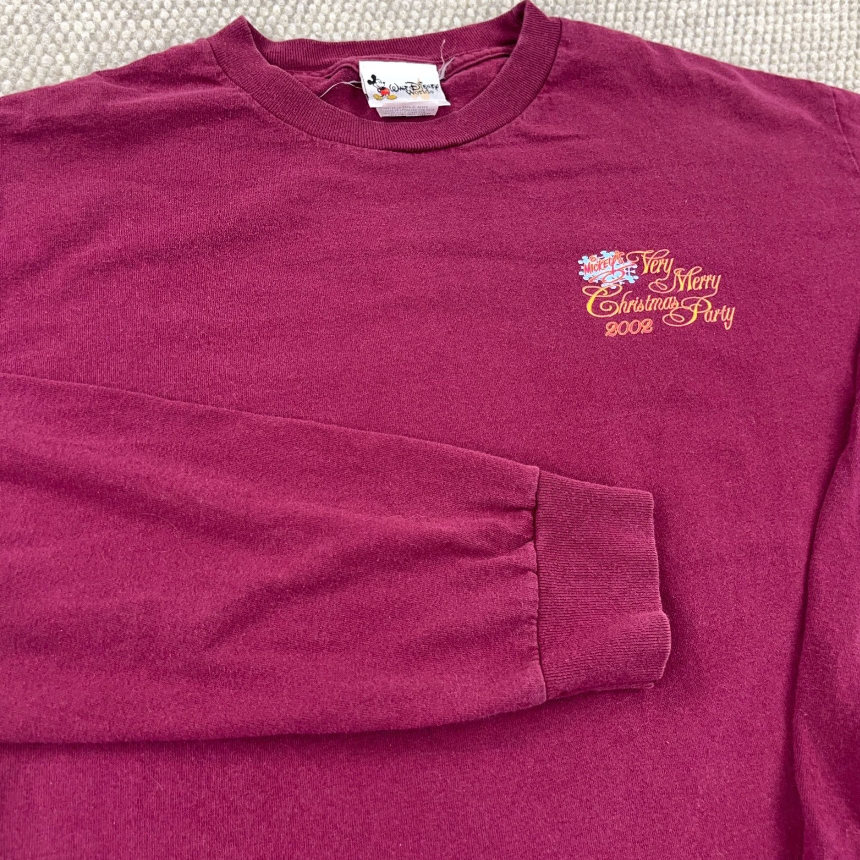 Disney VINTAGE Disney Mickey Mouse Shirt Men Large Red Long Sleeve 90s Christmas Party 2008 Mens Size US L / EU 52-54 / 3 - 7 Thumbnail