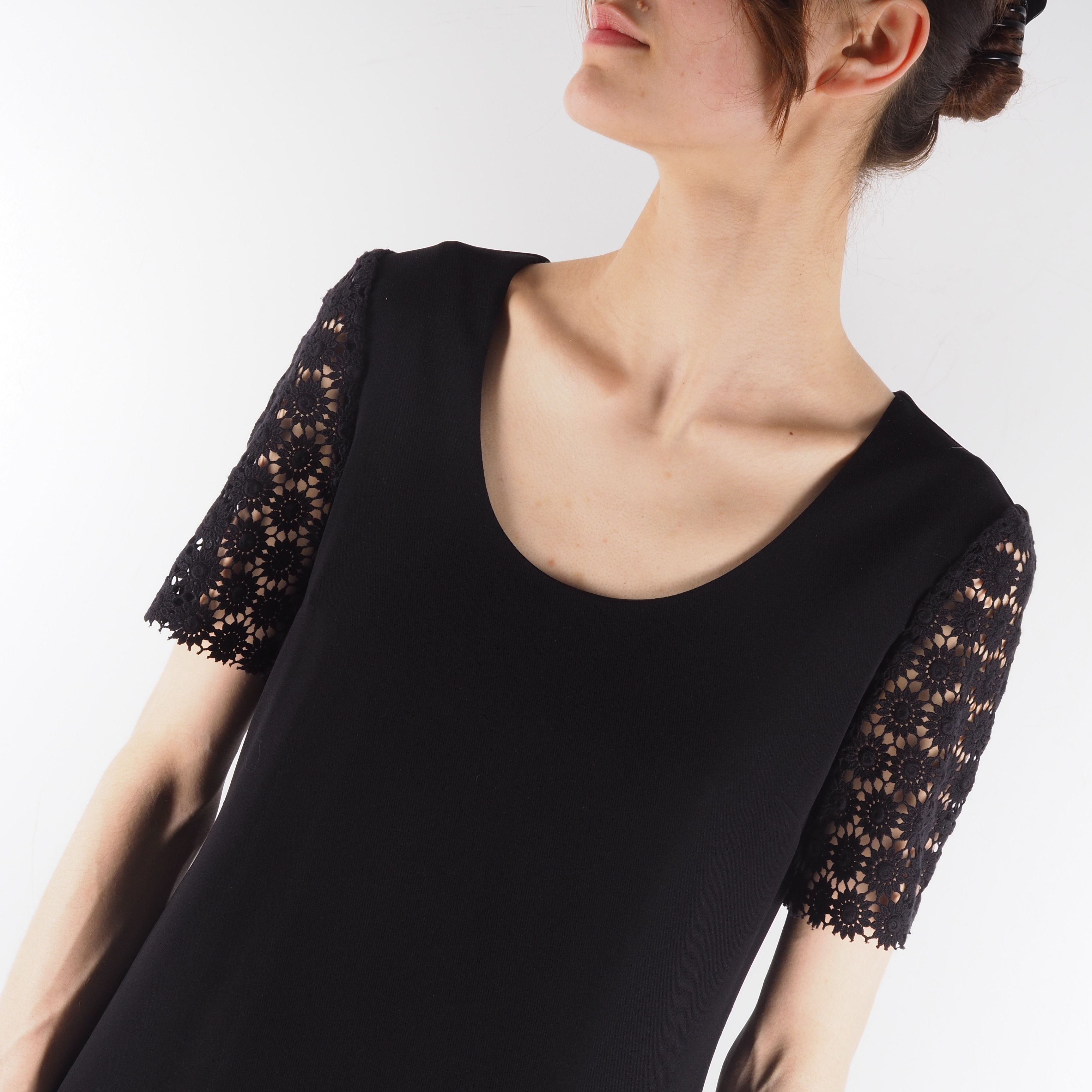 Moschino × Vintage Moschino Cheap and Chic Black Lace Sleeve Knee Length Dress Size M / US 6-8 / IT 42-44 - 2 Thumbnail