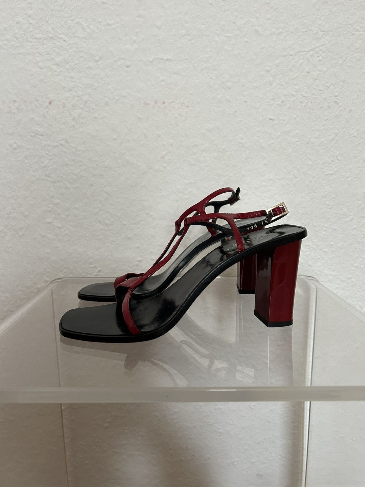 Gucci × Tom Ford Red Gucci Heels Size US 7 / IT 37 - 2 Thumbnail