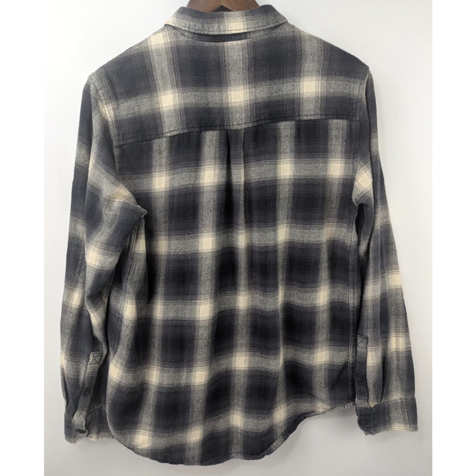 Krewe KR3W Flannel Shirt Plaid Button Long Sleeve SKATER Grunge Y2K Size M Gray Cotton - Men’s Button-Up Casual Workwear 90s Theme Size US M / EU 48-50 / 2 - 4 Thumbnail