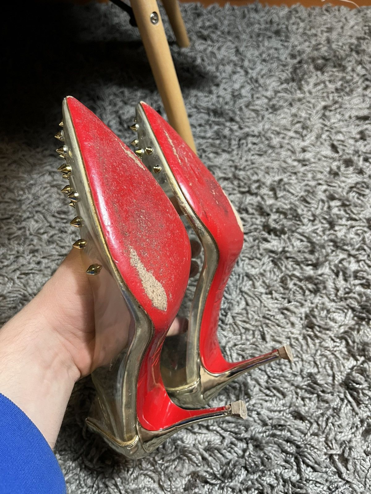 Christian Louboutin CHRISTIAN LOUBOUTIN HEELS Collaclou Gold Studded Pumps Size US 10.5 / IT 40.5 - 8 Thumbnail