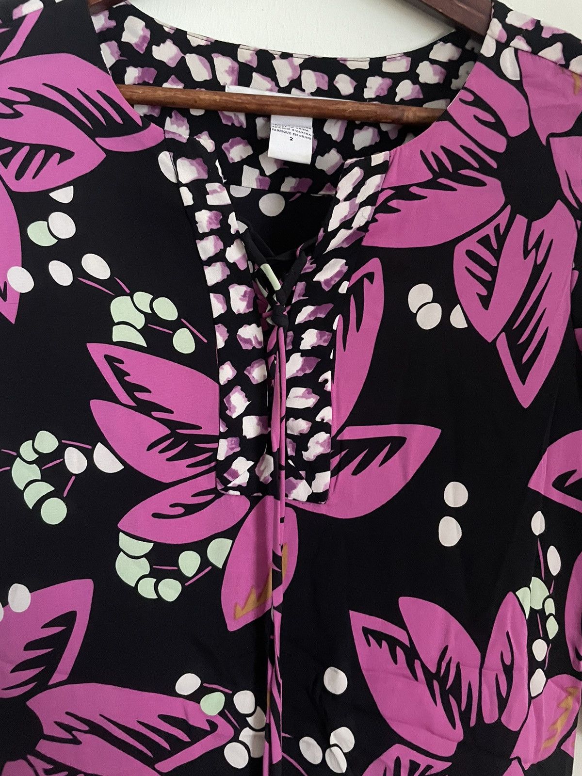 Diane von Furstenberg Diane von Furstenberg Floral Blouse Size M / US 6-8 / IT 42-44 - 3 Thumbnail