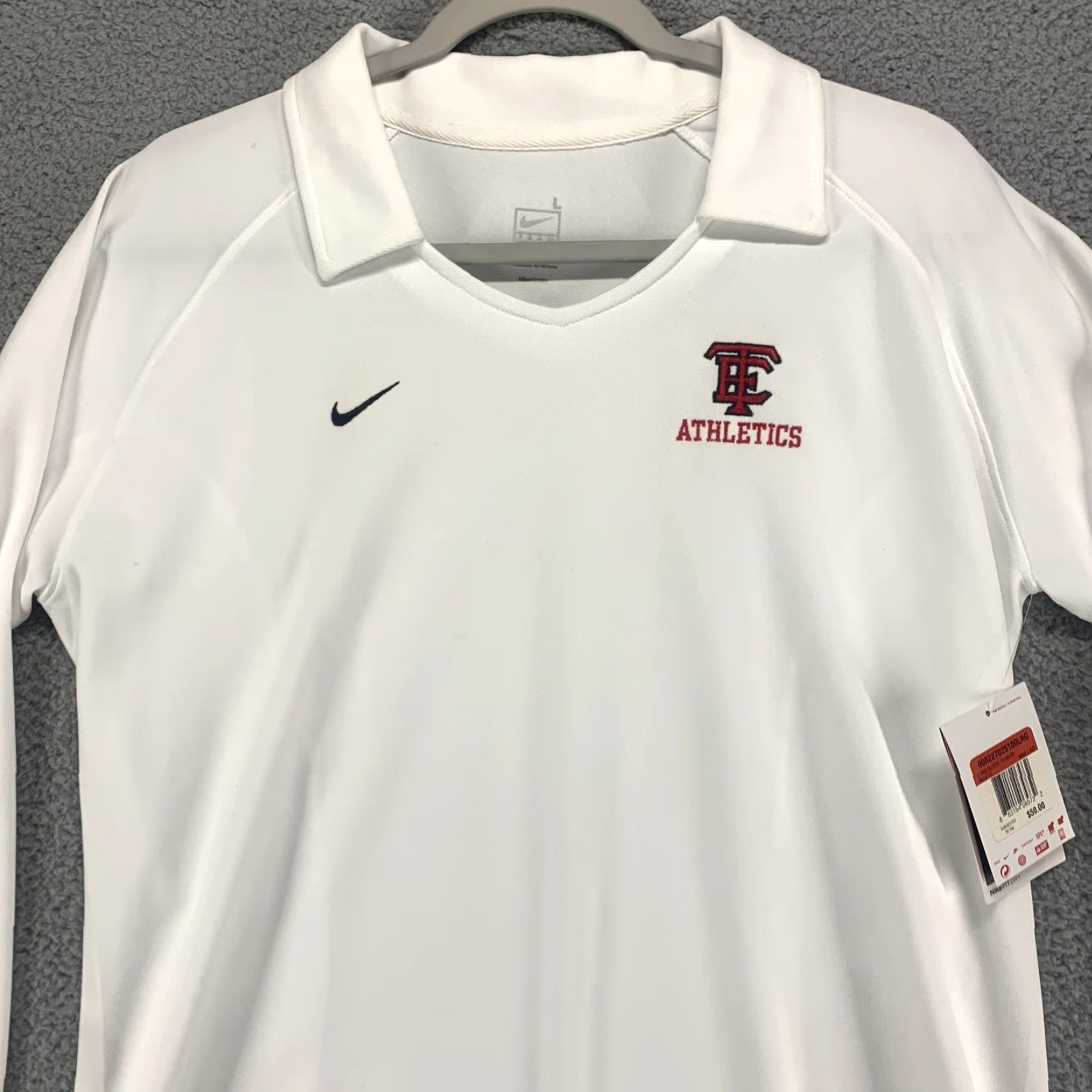 Nike Nike Shirt Womens Large White Long Sleeve Performance Pullover Swoosh Size L / US 10 / IT 46 - 2 Thumbnail