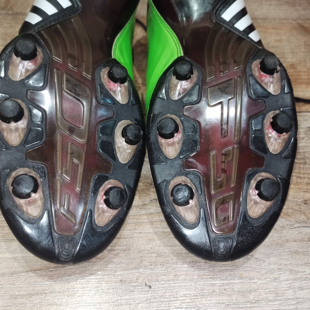 Adidas × Vintage Vintage Adidas F50 Tunit Soccer Cleats Football Boots Green Size US 12.5 / EU 45-46 - 9 Thumbnail