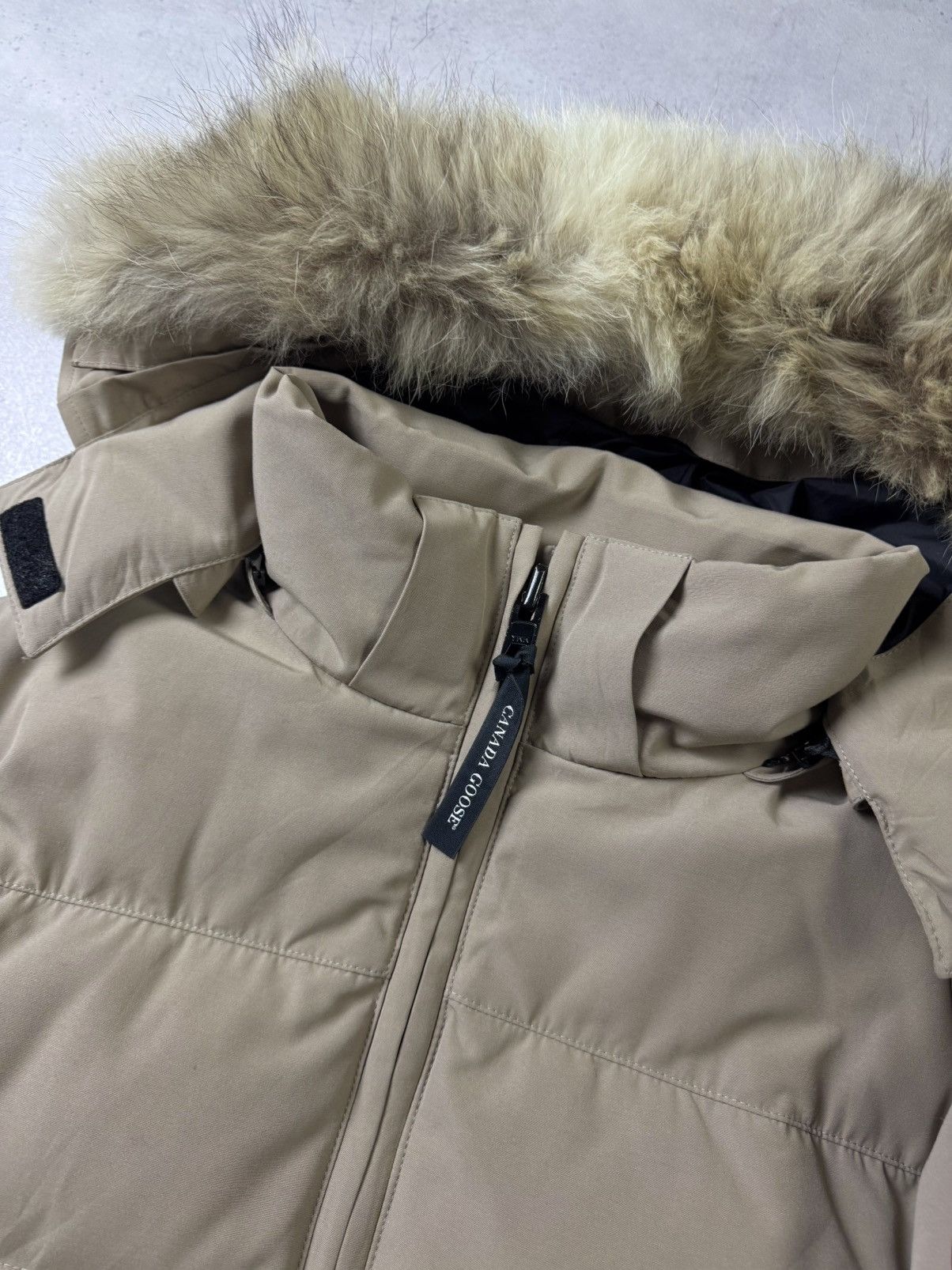 Canada Goose Canada Goose Solaris Parka Size L / US 10 / IT 46 - 6 Thumbnail