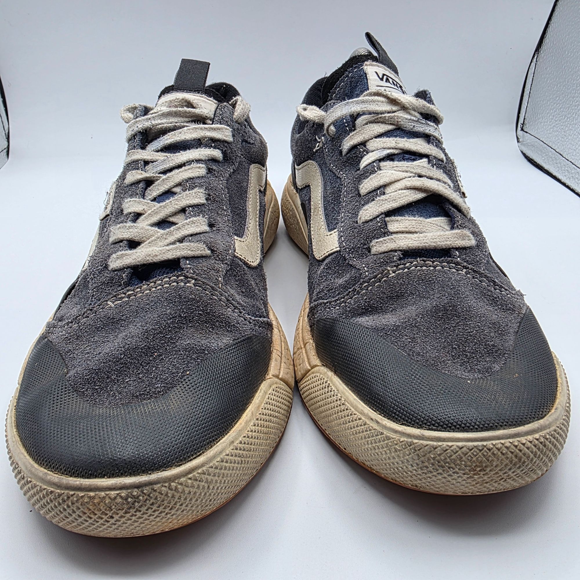 Vans Vans UltraRange EXO Mens Size 9.5 Black Low Top Shoes Skate Size US 9.5 / EU 42-43 - 2 Thumbnail