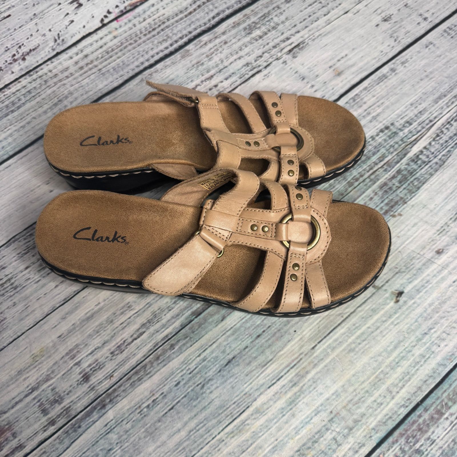 Clarks Clarks Tan Sandals Womens Size 6.5 Leather Slip On Open Toe Size US 7 / IT 37 - 1 Thumbnail