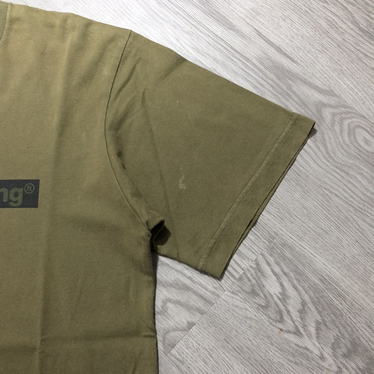 White Mountaineering 🇯🇵 White Mountaineering Logo Box T-shirt Green Army Size US L / EU 52-54 / 3 - 6 Thumbnail