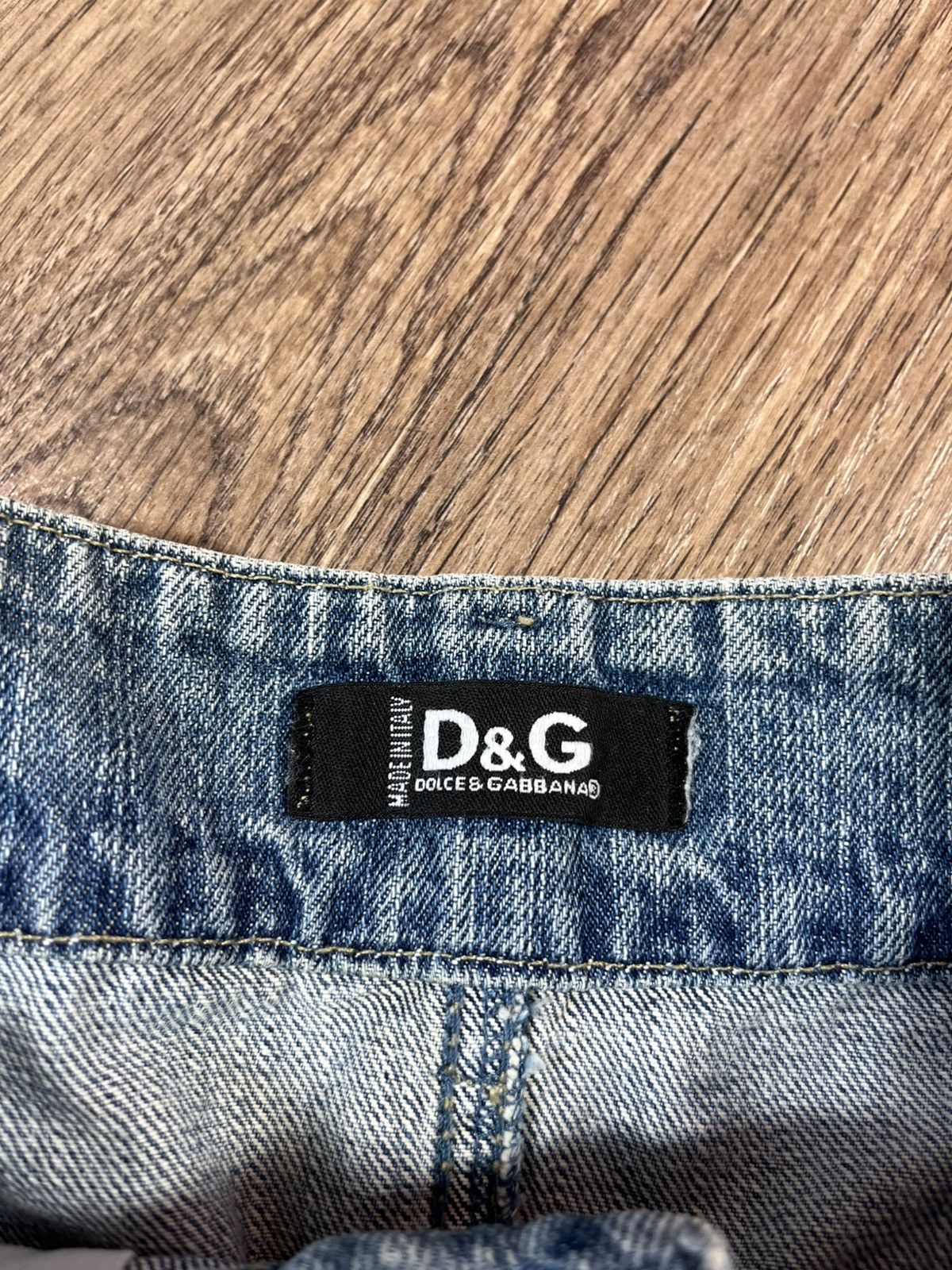 Dolce & Gabbana Dolce & Gabbana Vintage Skirt Big Logo Size 27" / US 4 / IT 40 - 8 Thumbnail