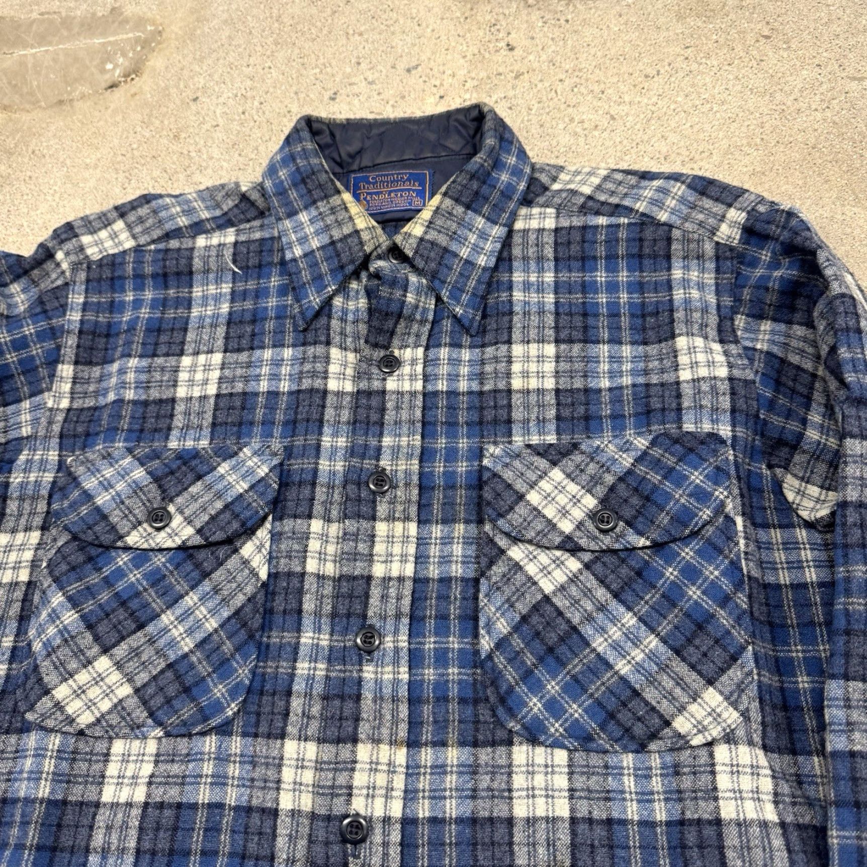 Pendleton VINTAGE Pendleton Plaid Wool Button-Up Shirt Mens Medium Brown USA Size US M / EU 48-50 / 2 - 2 Thumbnail