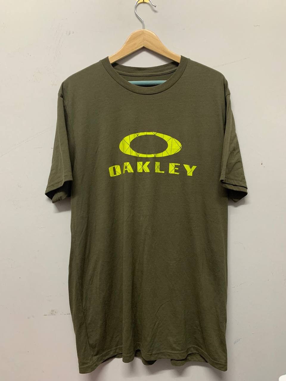 Oakley Oakley big logo Size US XL / EU 56 / 4 - 1 Preview