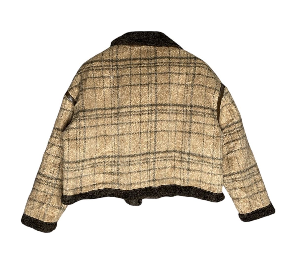 Japanese Brand Vintage Japanese Fur Crop Top Jacket Size US S / EU 44-46 / 1 - 4 Thumbnail