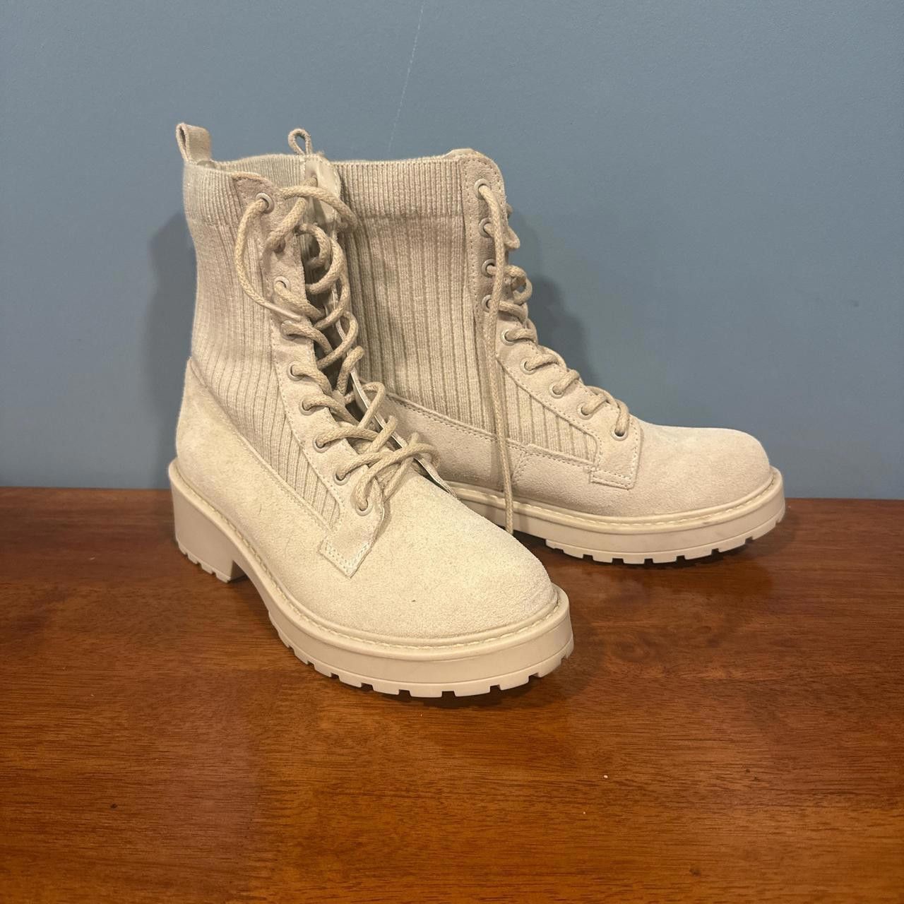 Designer Stylish Chunky Ankle Boots - Cream Suede with Ribbed Detail Size US 8 / IT 38 - 3 Thumbnail