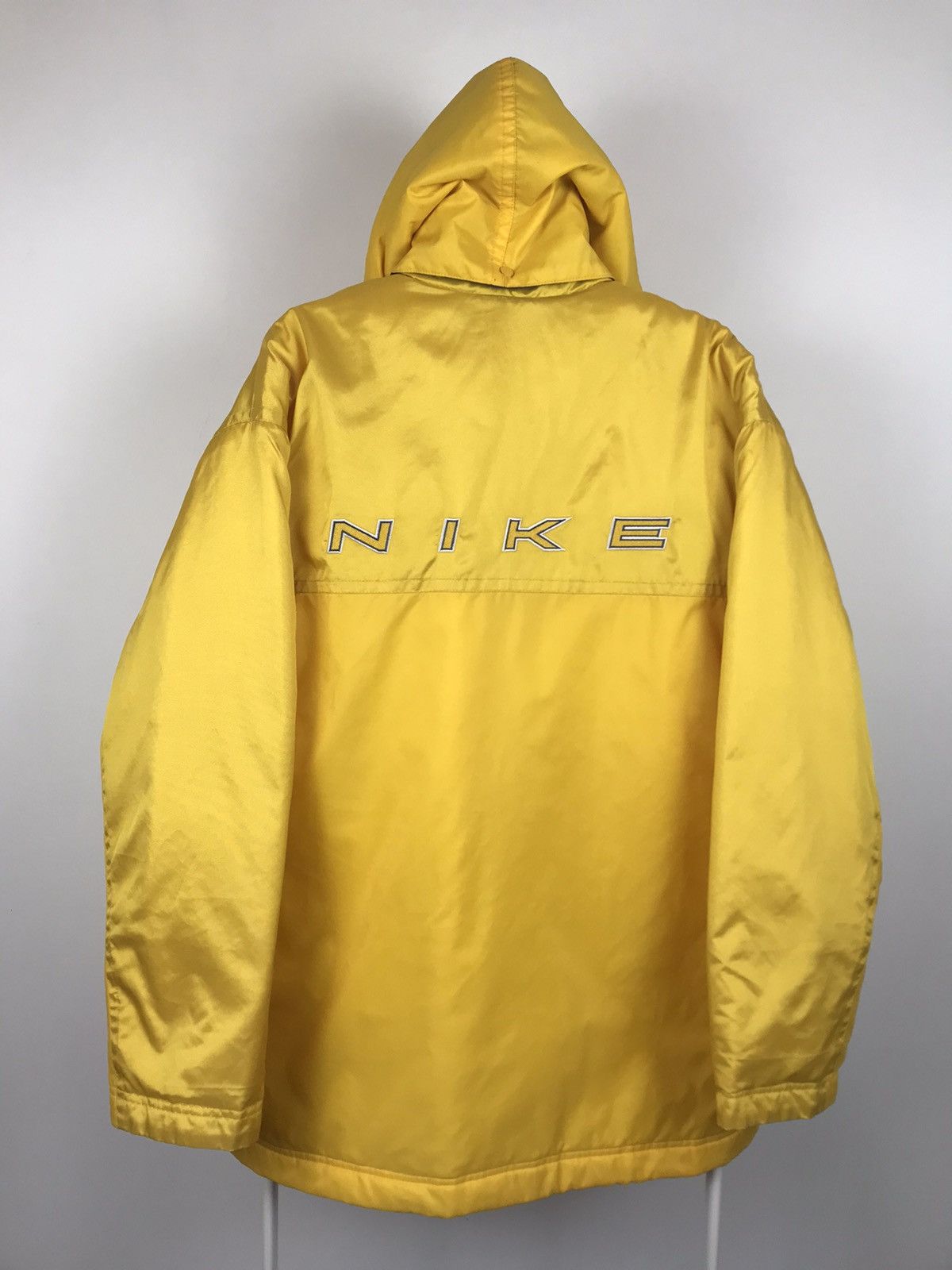 Vintage Vintage Nike Acid Yellow Y2K Nylon Jacket Size US M / EU 48-50 / 2 - 2 Thumbnail