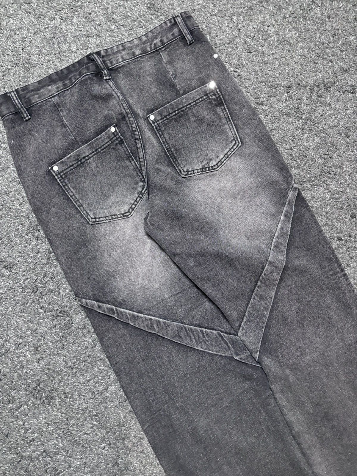 Jean × Vintage Vintage abstract art brutalist rare gray baggy jeans denim Size US 33 - 15 Thumbnail