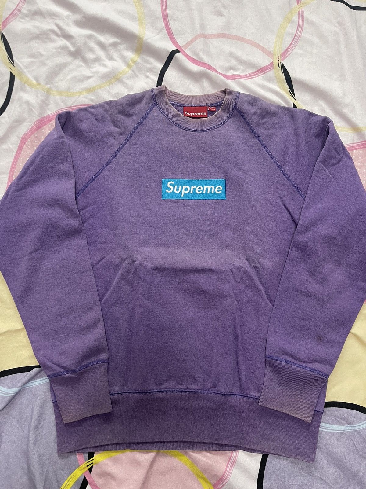 Supreme Supreme 2005 teal on purple box logo crewneck Size US M / EU 48-50 / 2 - 1 Thumbnail