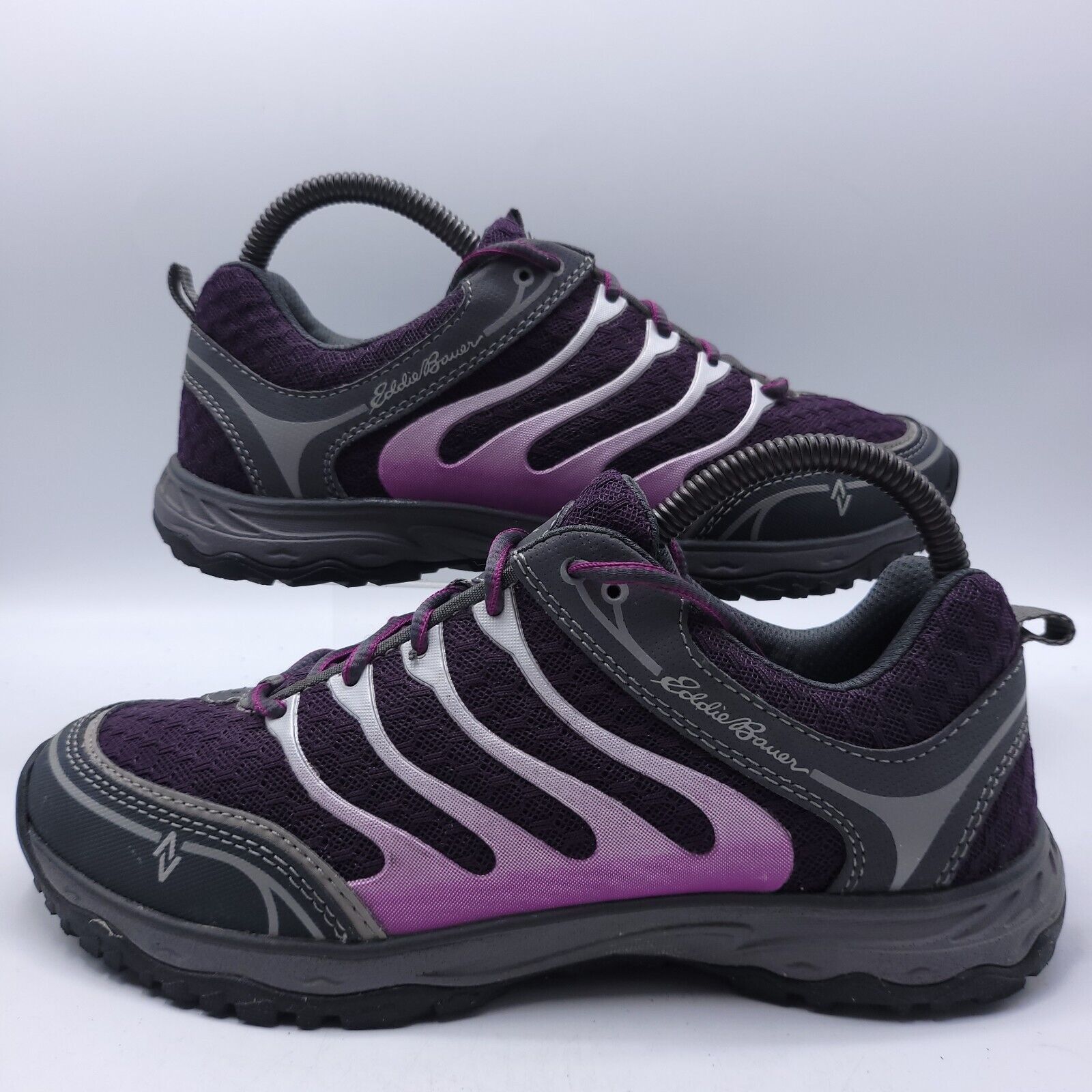 Eddie Bauer Eddie Bauer Athletic Shoe Women Size 8 6031-512 Black Purple Size US 8 / IT 38 - 5 Thumbnail