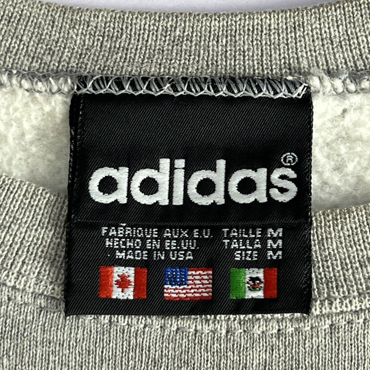 Adidas 2000s Vintage Adidas Embroidered Logo Sweatshirt Size US L / EU 52-54 / 3 - 4 Thumbnail