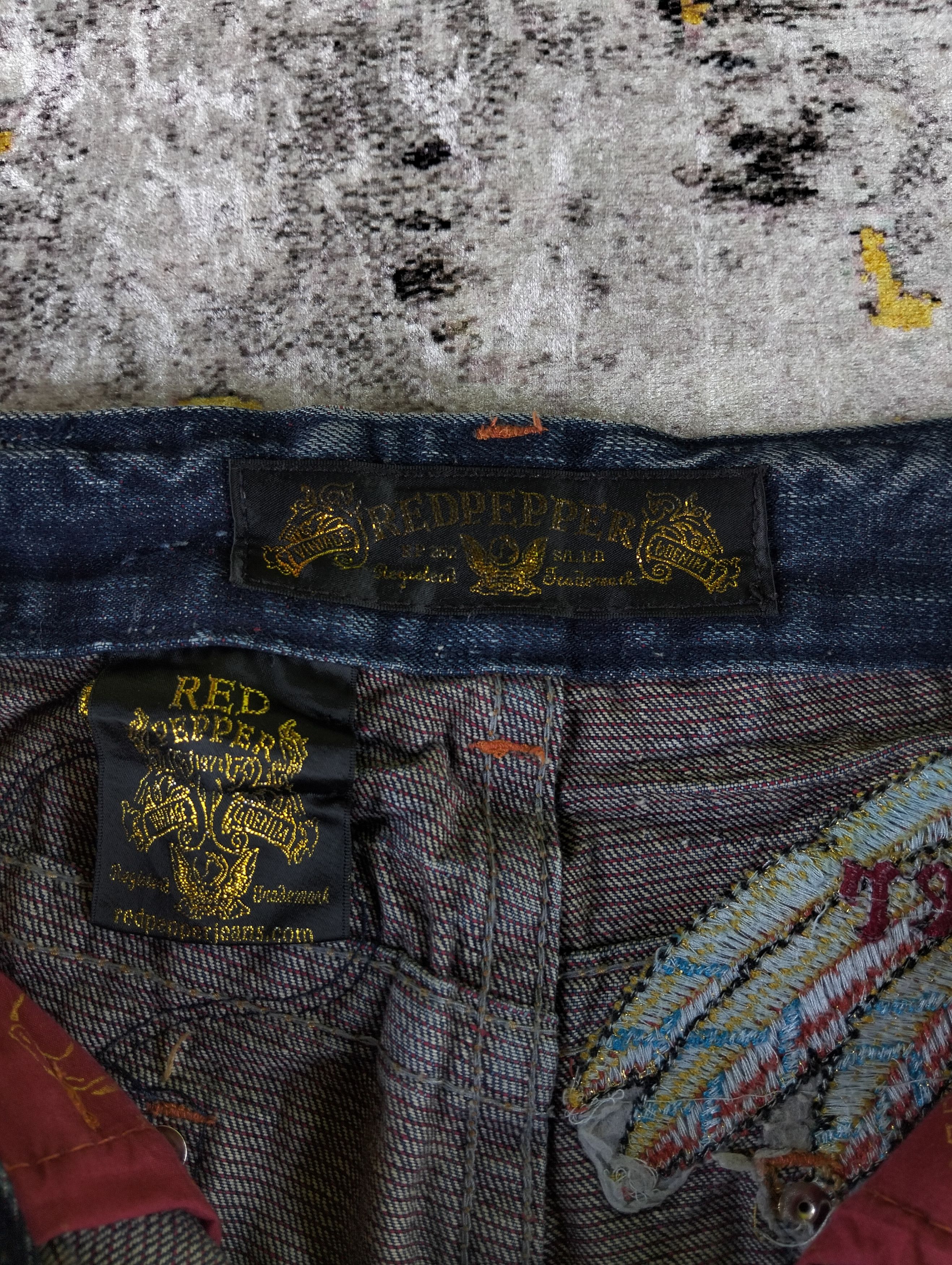 Tornado Mart Japanese Red Pepper Flared Embroidered Indian Low Rise Jeans Size US 28 / EU 44 - 14 Thumbnail
