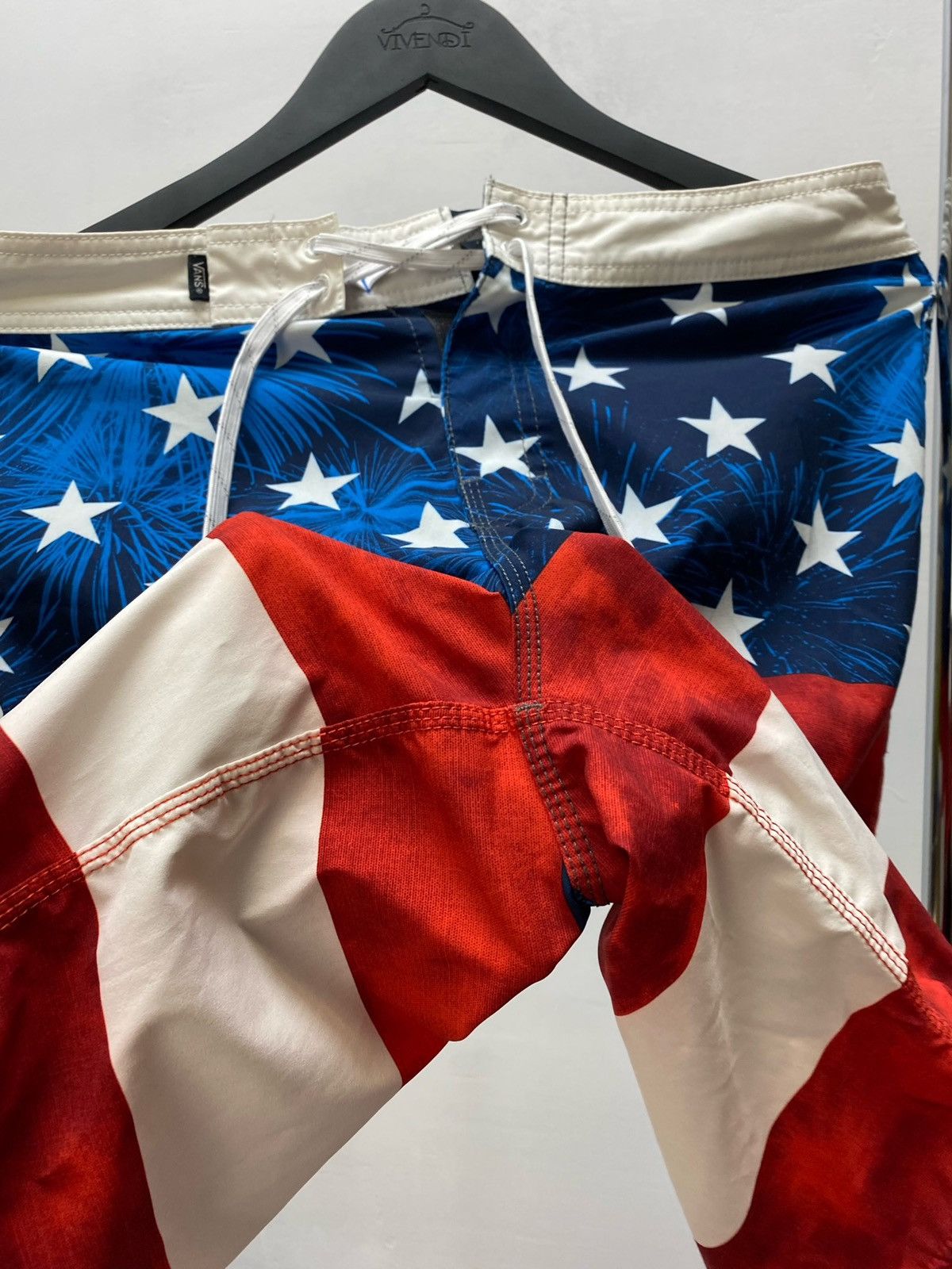 Vans × Vintage Vans Men’s Board Shorts American Flag Swim Size US 30 / EU 46 - 10 Thumbnail