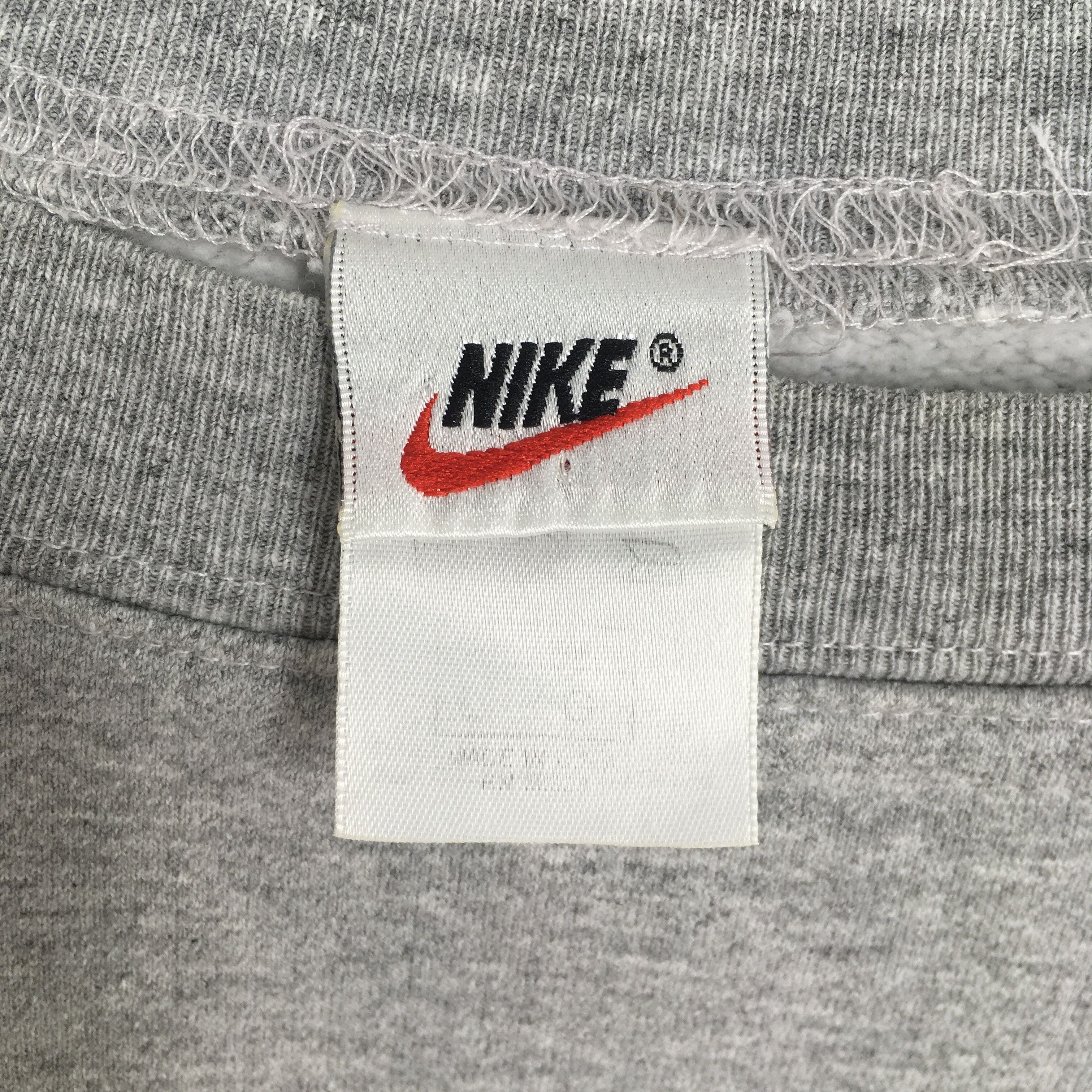 Nike Vintage Y2K Nike Swoosh Printed Sweatshirt 2XLarge Size US XXL / EU 58 / 5 - 5 Thumbnail