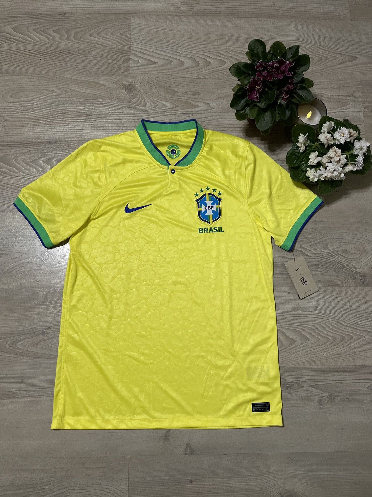 image of Nike Brazil Home Soccer Jersey 2022 Large in Yellow, Men's