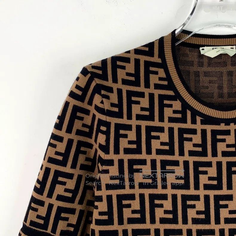 Fendi Fendi Dark Brown Logo Letter Full Print Crewneck Short Sle Size XS / US 0-2 / IT 36-38 - 3 Thumbnail