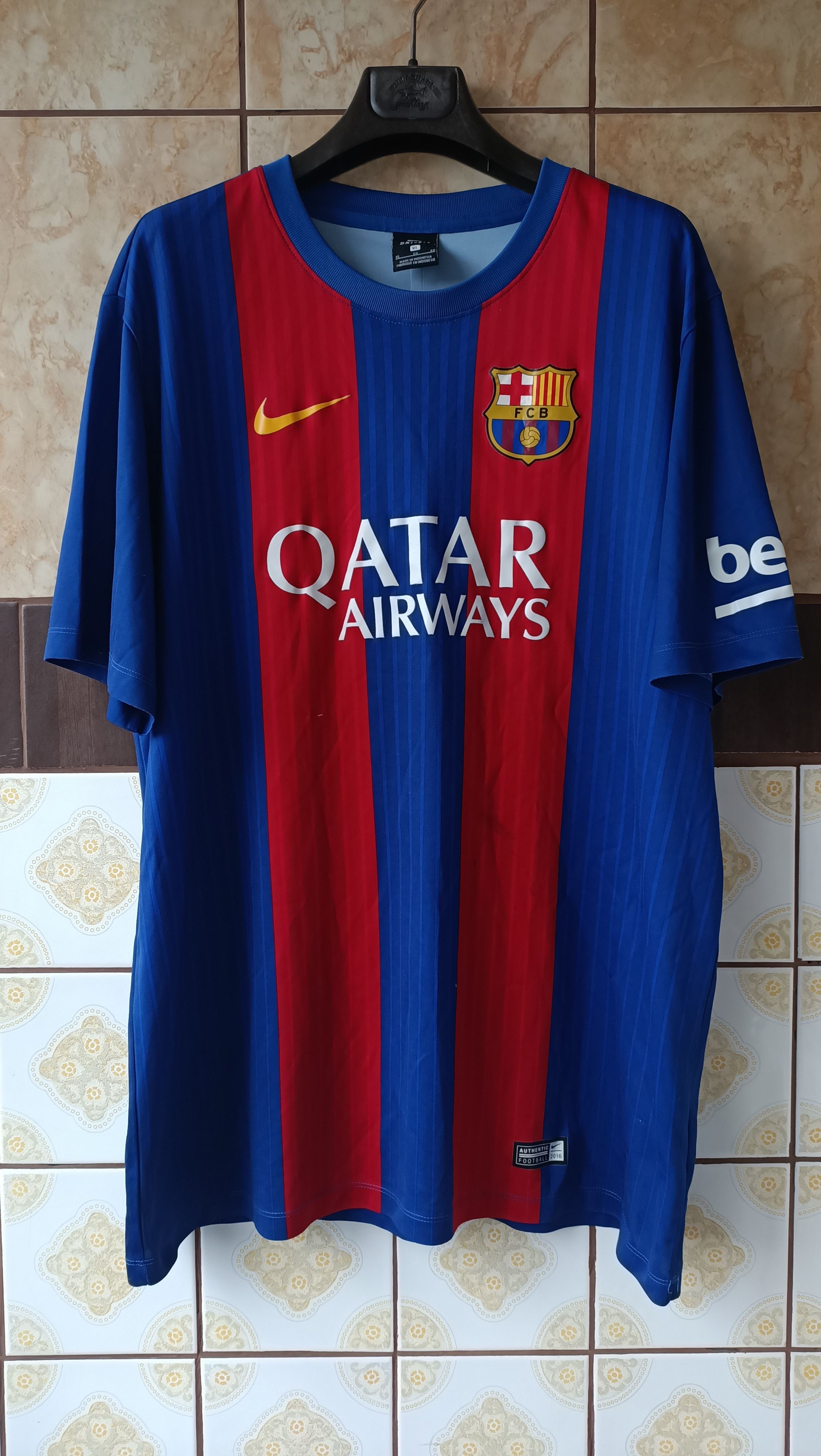 Nike Barcelona 2016/2017 Nike Soccer jersey Size US XL / EU 56 / 4 - 1 Thumbnail