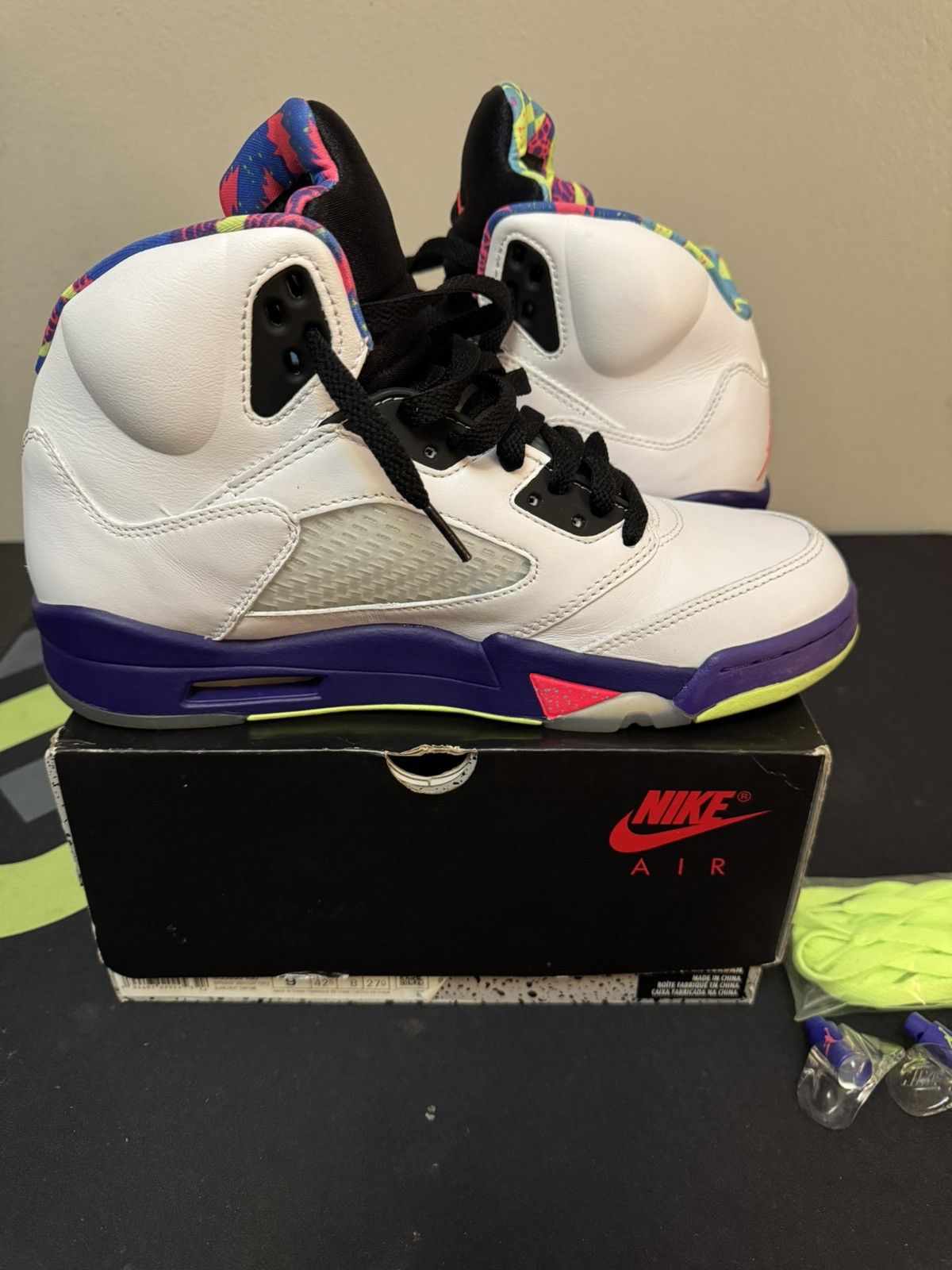 Jordan Brand Nike Air Jordan Retro 5 Alternate Belair White Black Size 9 Size US 9 / EU 42 - 5 Thumbnail