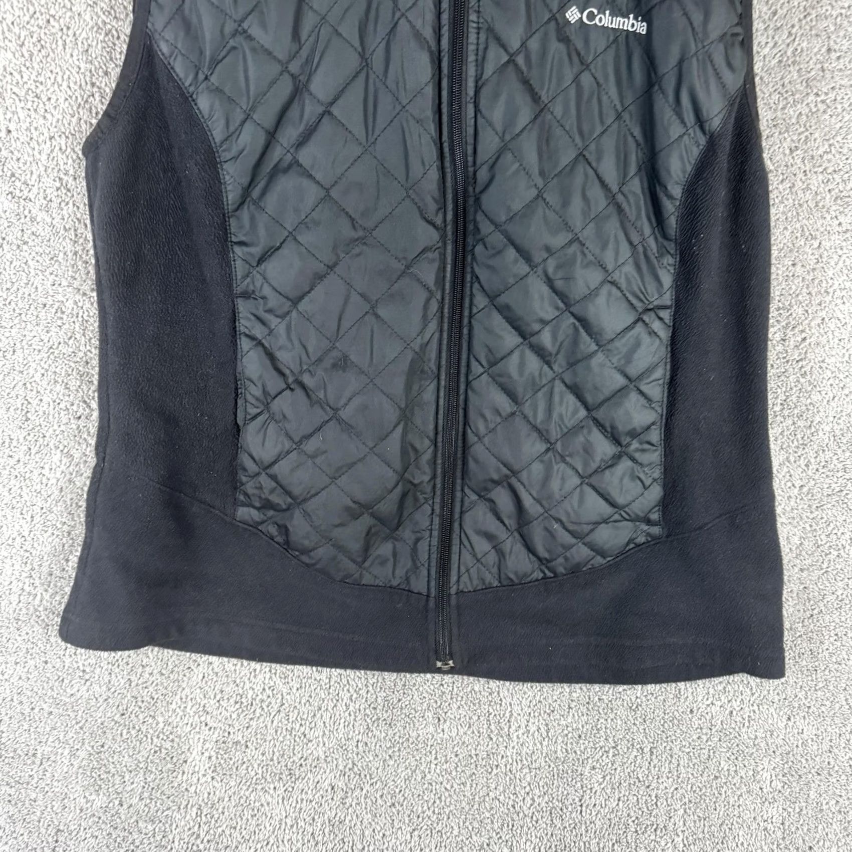 Vintage Columbia Womens Vest Black Quilted Hooded Fleece Insulated Zip L Size L / US 10 / IT 46 - 2 Thumbnail