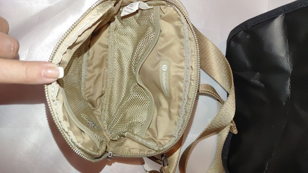 Lululemon lululemon Athletica Everywhere Belt Bag - Special Edition - Size ONE SIZE - 6 Thumbnail