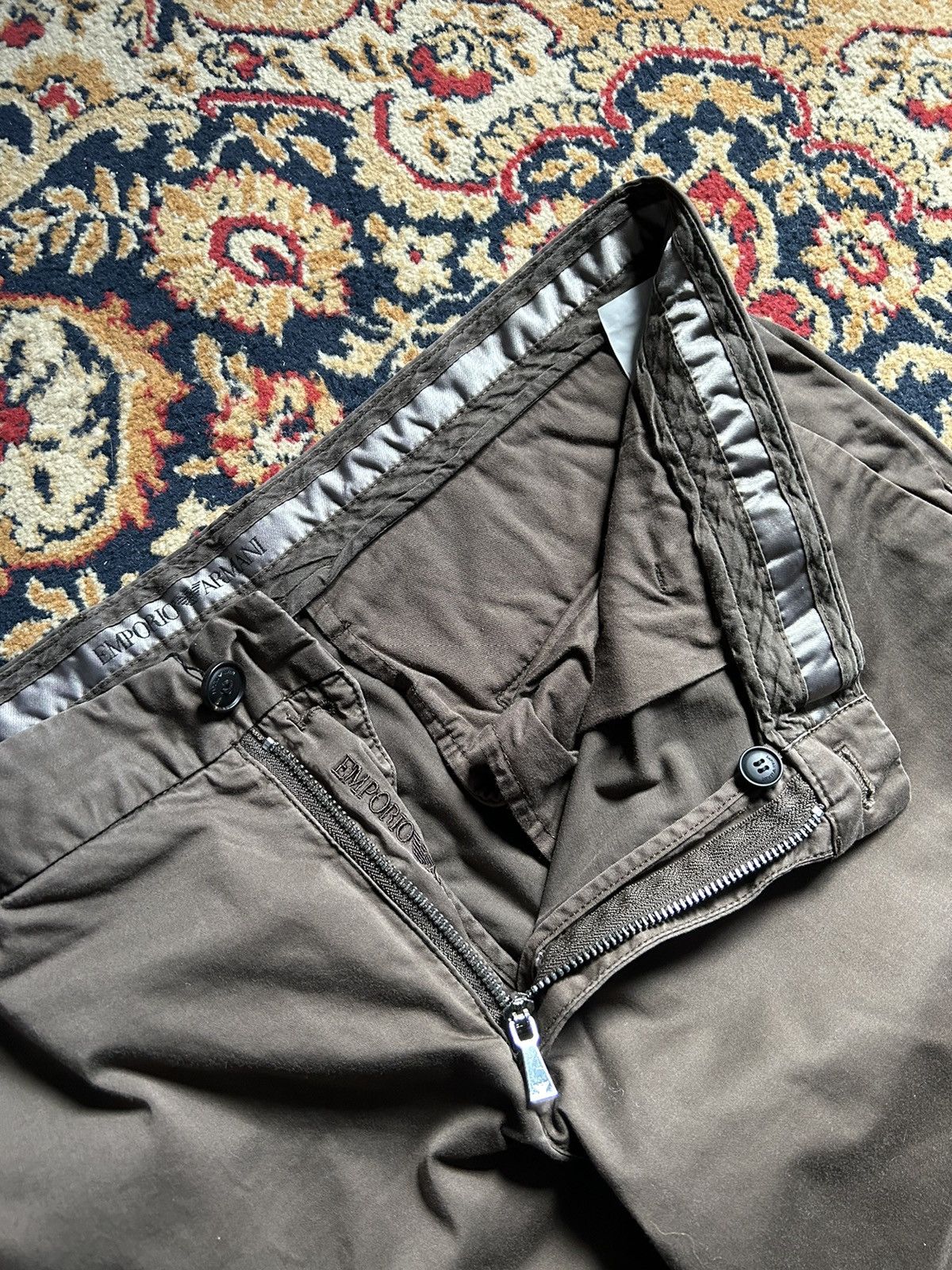 Emporio Armani Vintage emporio armani rare pants metal logo Size US 34 / EU 50 - 10 Thumbnail