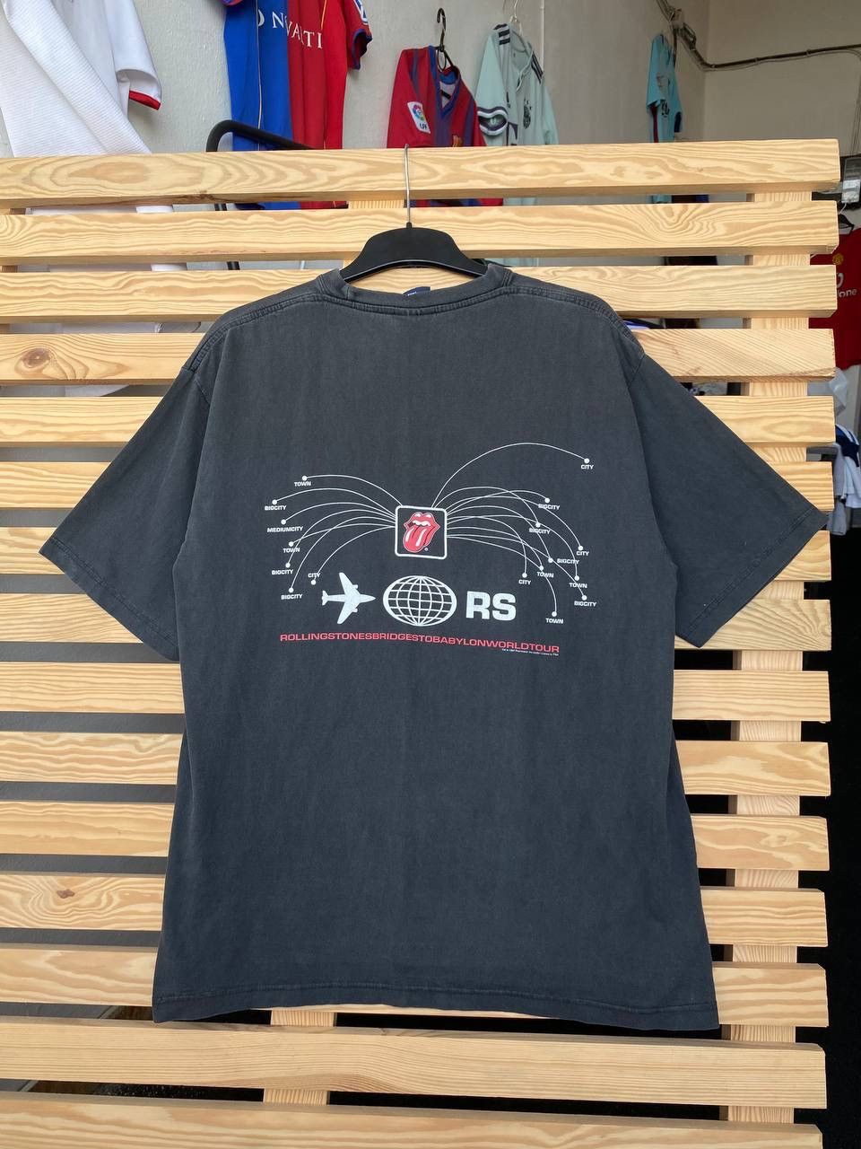The Rolling Stones Vintage The Rolling Stones 1998 World Tour Big Logo 90s Tee Size US L / EU 52-54 / 3 - 2 Thumbnail