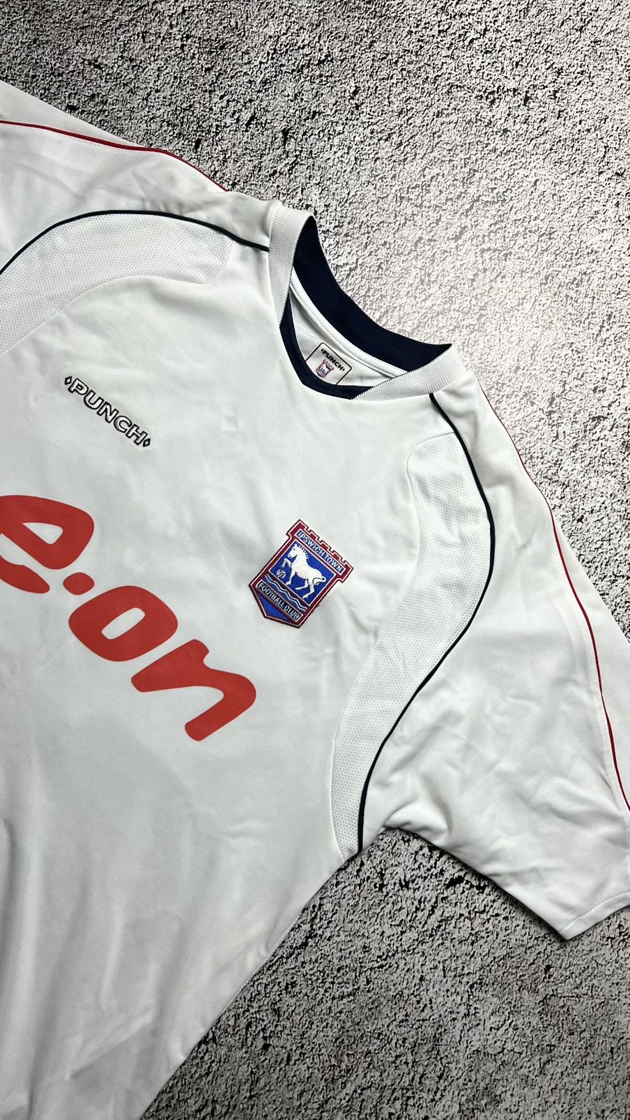 Other Y2K Ipswich Town Alex Bruce vintage jersey by punch Size US M / EU 48-50 / 2 - 2 Thumbnail