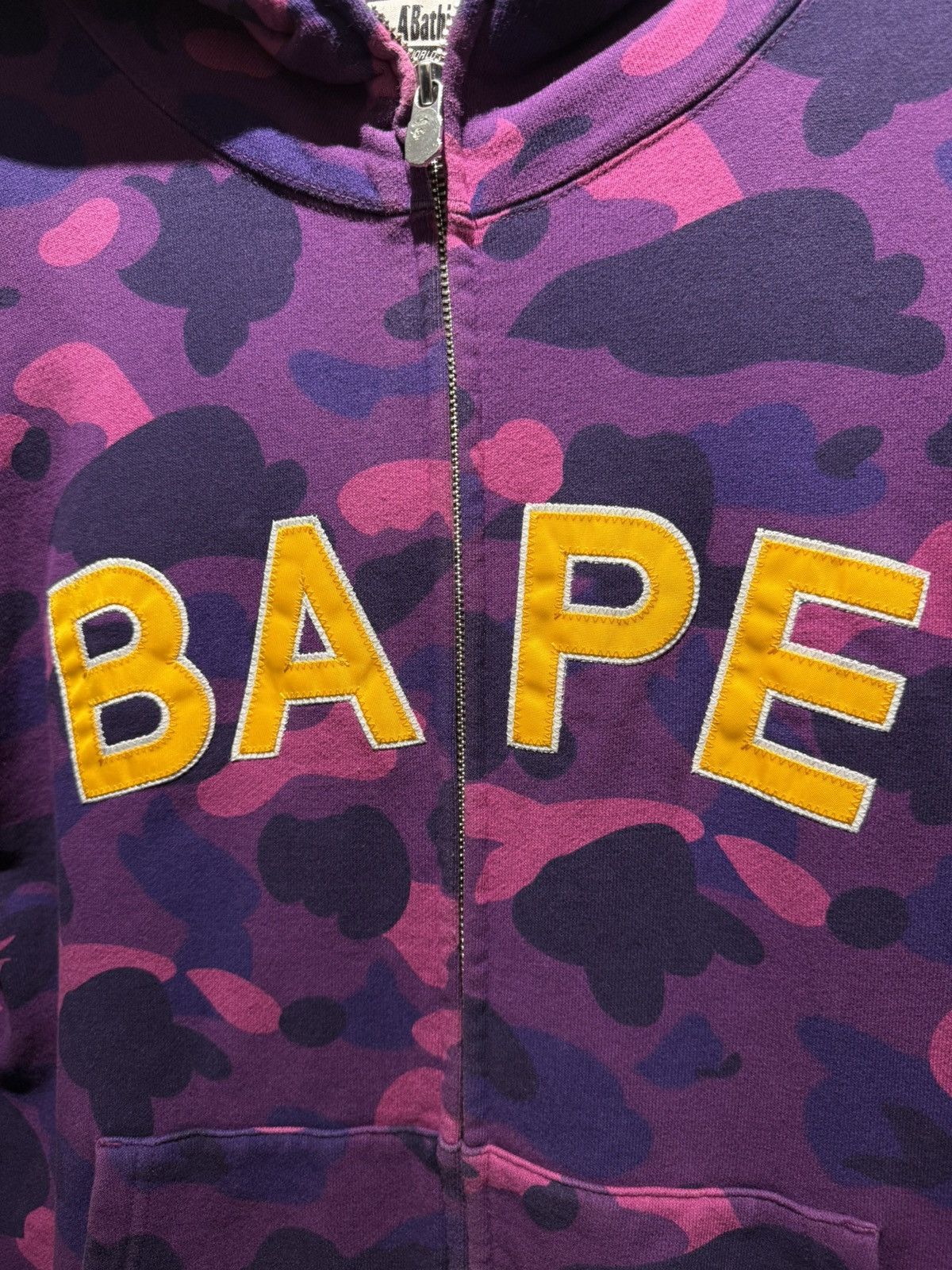 Bape Bape purple camo full zip yellow spell out hoodie size L Size US L / EU 52-54 / 3 - 2 Thumbnail