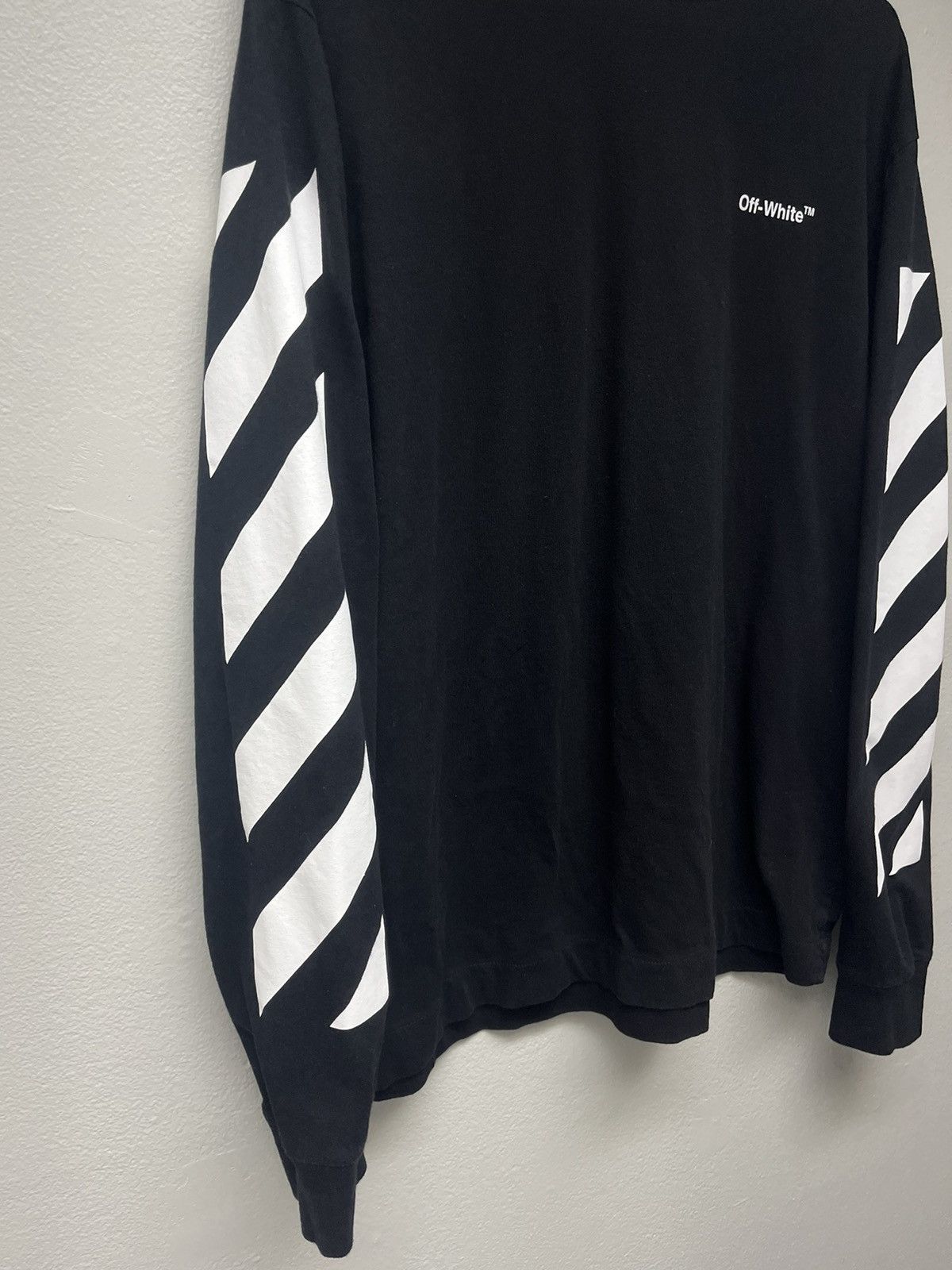 Off-White Off-White Diagonal Helvetica Logo Longsleeve Size US M / EU 48-50 / 2 - 4 Thumbnail