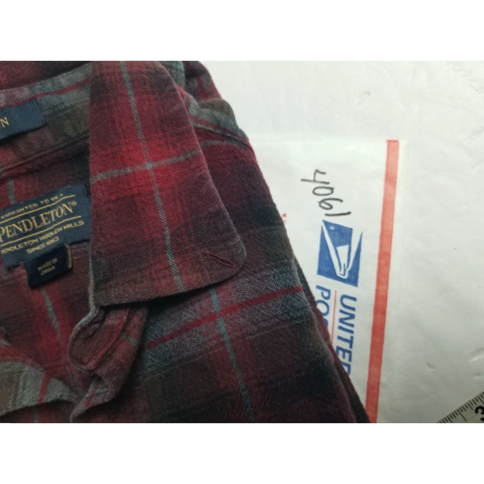 Pendleton Pendleton Shirt Men Medium Plaid Flannel Mason Long Sleeve Button Up Burgundy Size US M / EU 48-50 / 2 - 7 Thumbnail