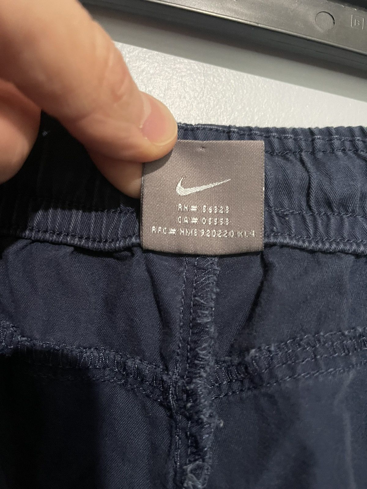 Nike VTG Nike Shorts Men’s Grey Tag Sz M Navy Zip Pocket Size US 28 / EU 44 - 7 Thumbnail