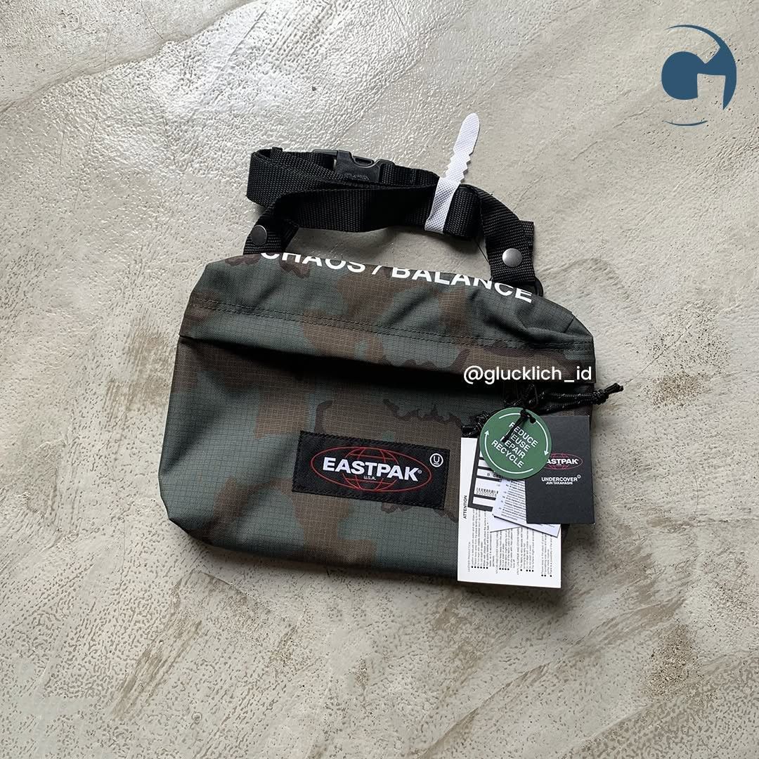 Eastpak × Undercover Eastpak, X Undercover Balance Crossbody Bag UC Khaki Camo Size ONE SIZE - 2 Thumbnail