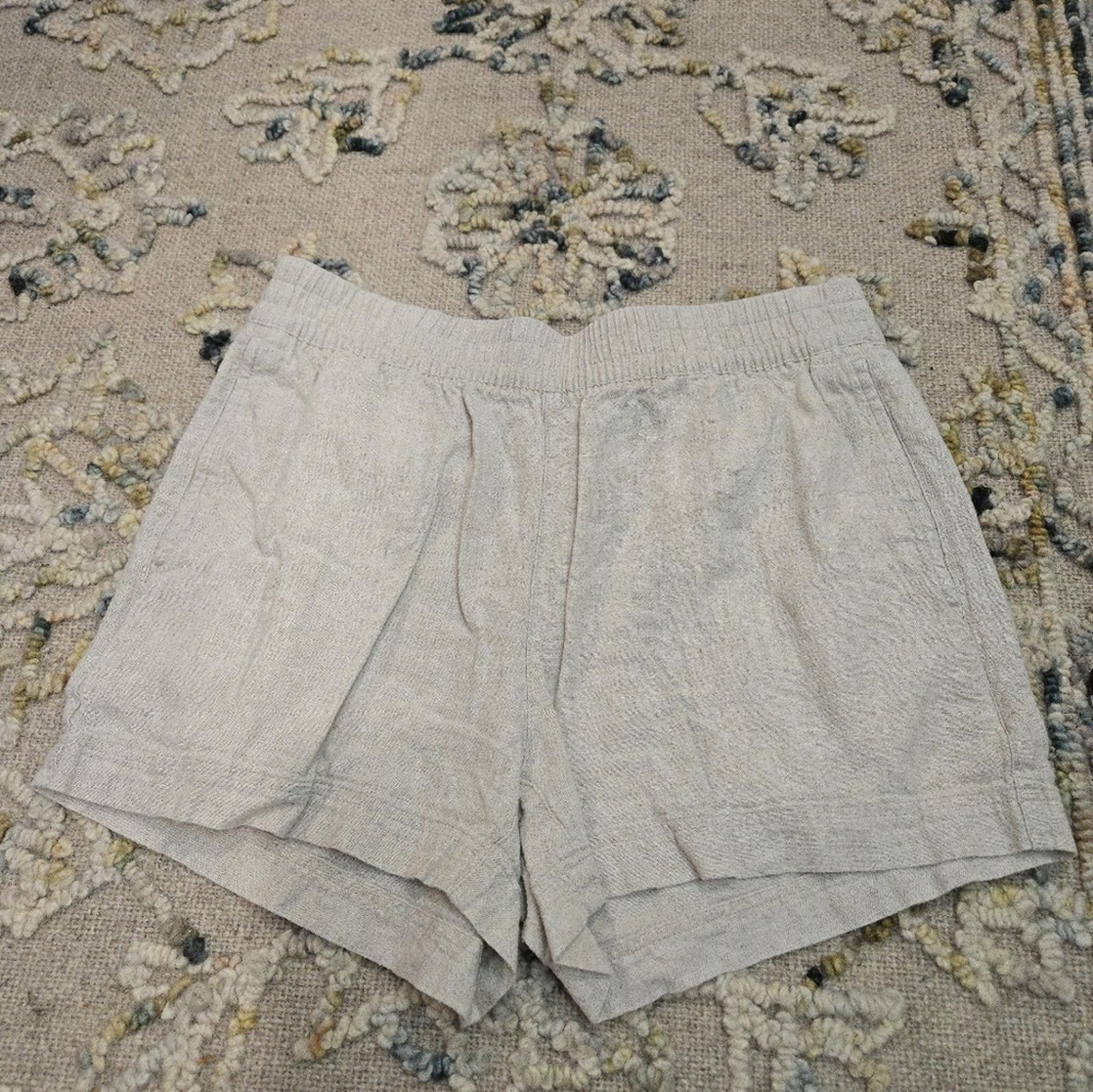 Old Navy Old Navy Linen Shorts Size 32" / US 10 / IT 46 - 1 Thumbnail