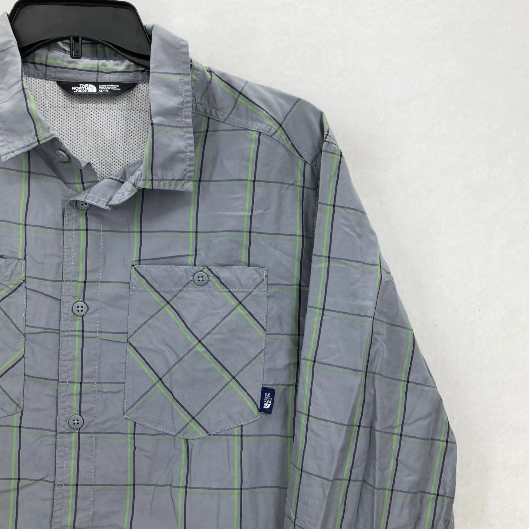 The North Face The North Face Mens XL Vented Fishing Shirt Gray Plaid Nylon Outdoors Camp Button-Up Short Sleeve? Size US XL / EU 56 / 4 - 2 Thumbnail