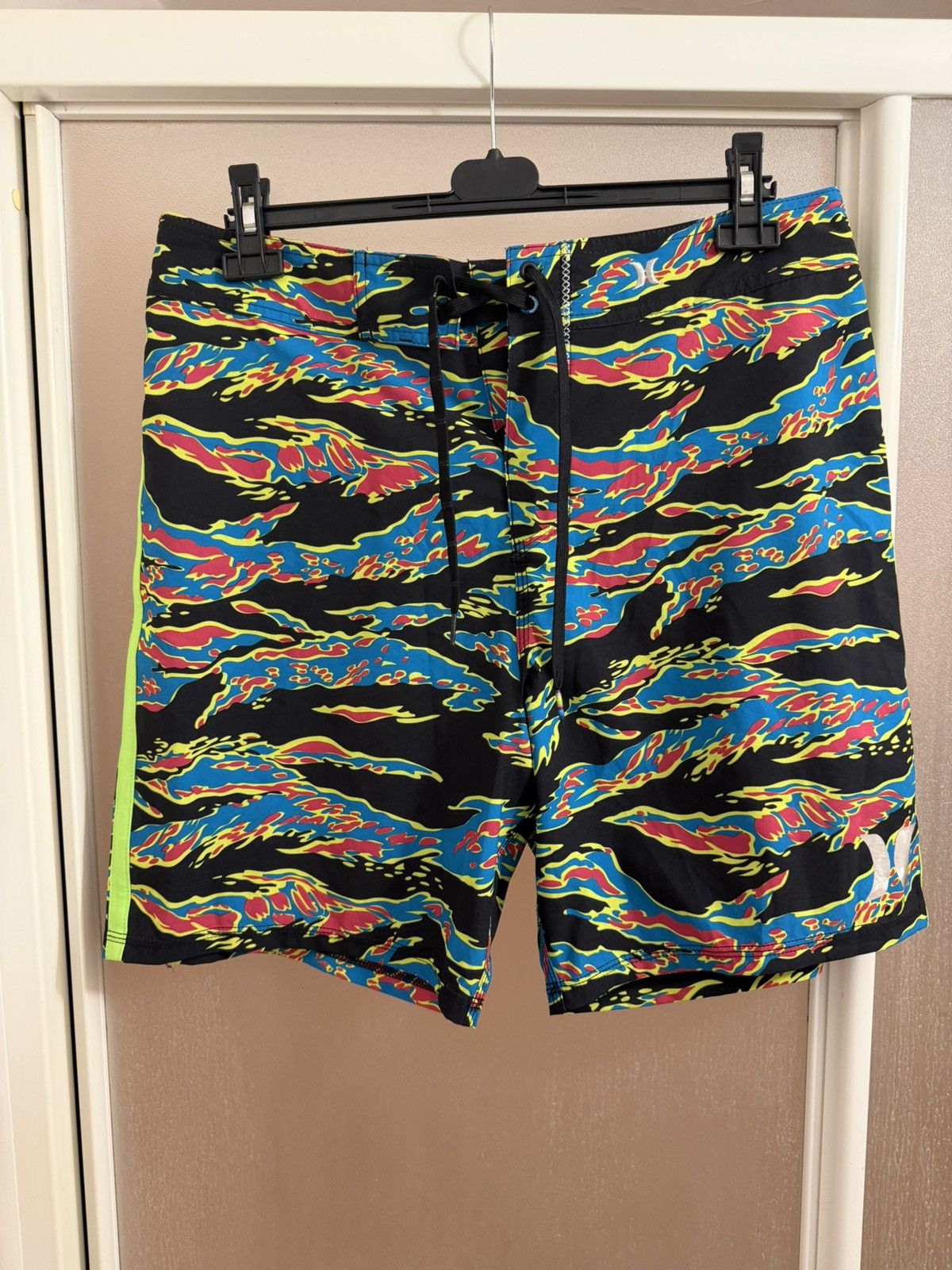 Hurley Hurley Mens Swim Trunks Size 30 Gray Phantom Size US 30 / EU 46 - 9 Thumbnail