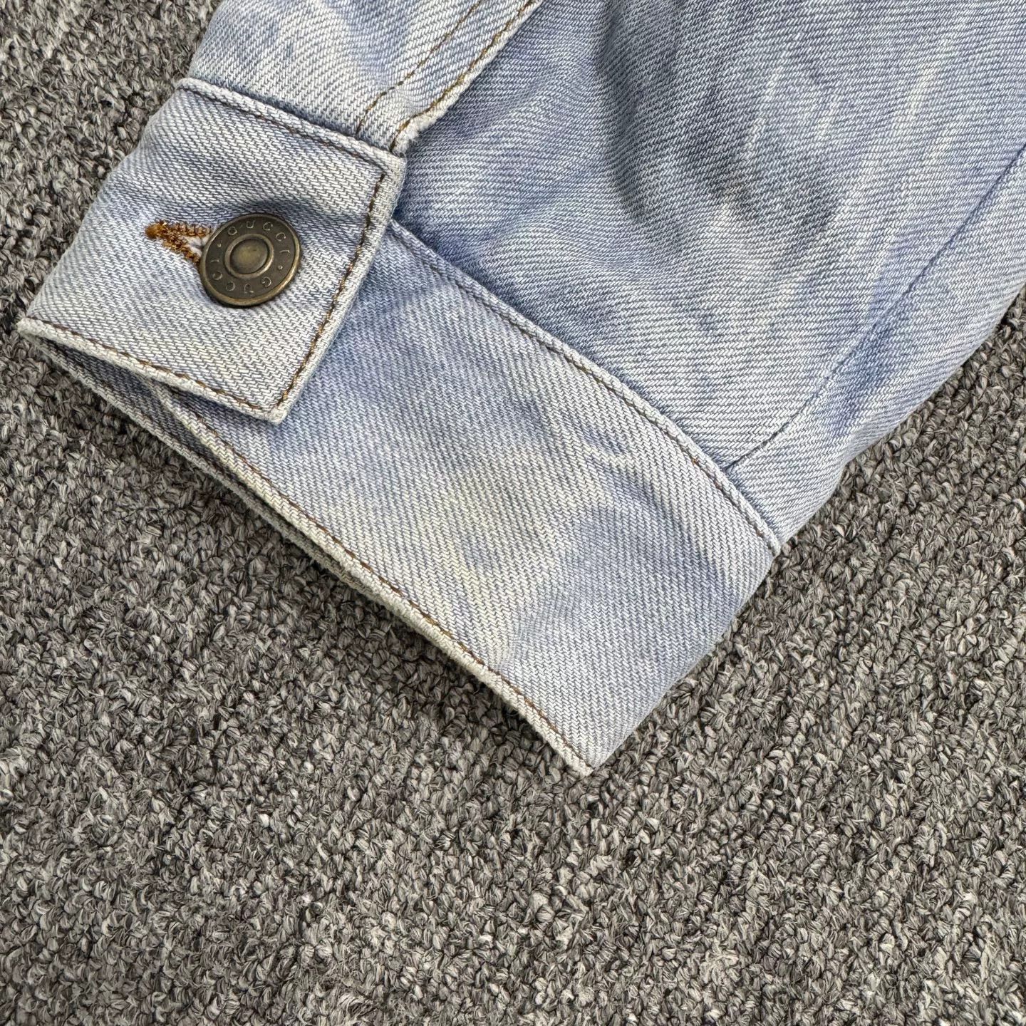 Gucci gucci lamb wool denim jacket. Size US L / EU 52-54 / 3 - 5 Thumbnail