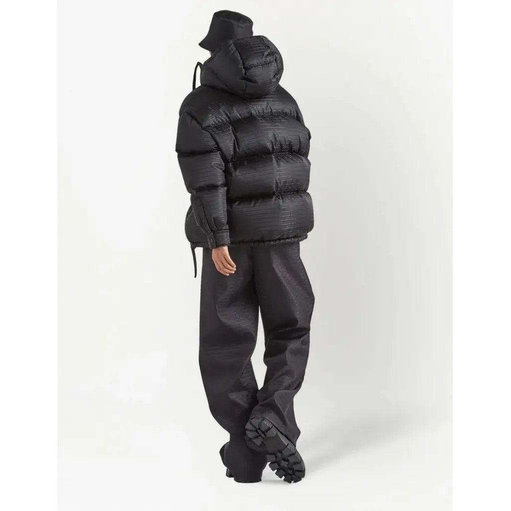 Prada o1mt1gz0925 Logo-Jacquard Hooded Re-Nylon Down Jacket Black Size XL / US 12-14 / IT 48-50 - 9 Thumbnail