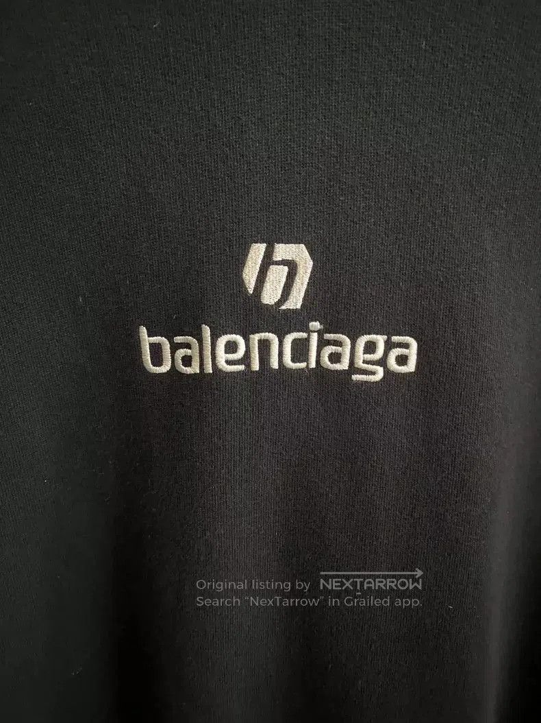 Balenciaga Balenciaga Football Embroidery Hoodie. Size US XS / EU 42 / 0 - 3 Thumbnail