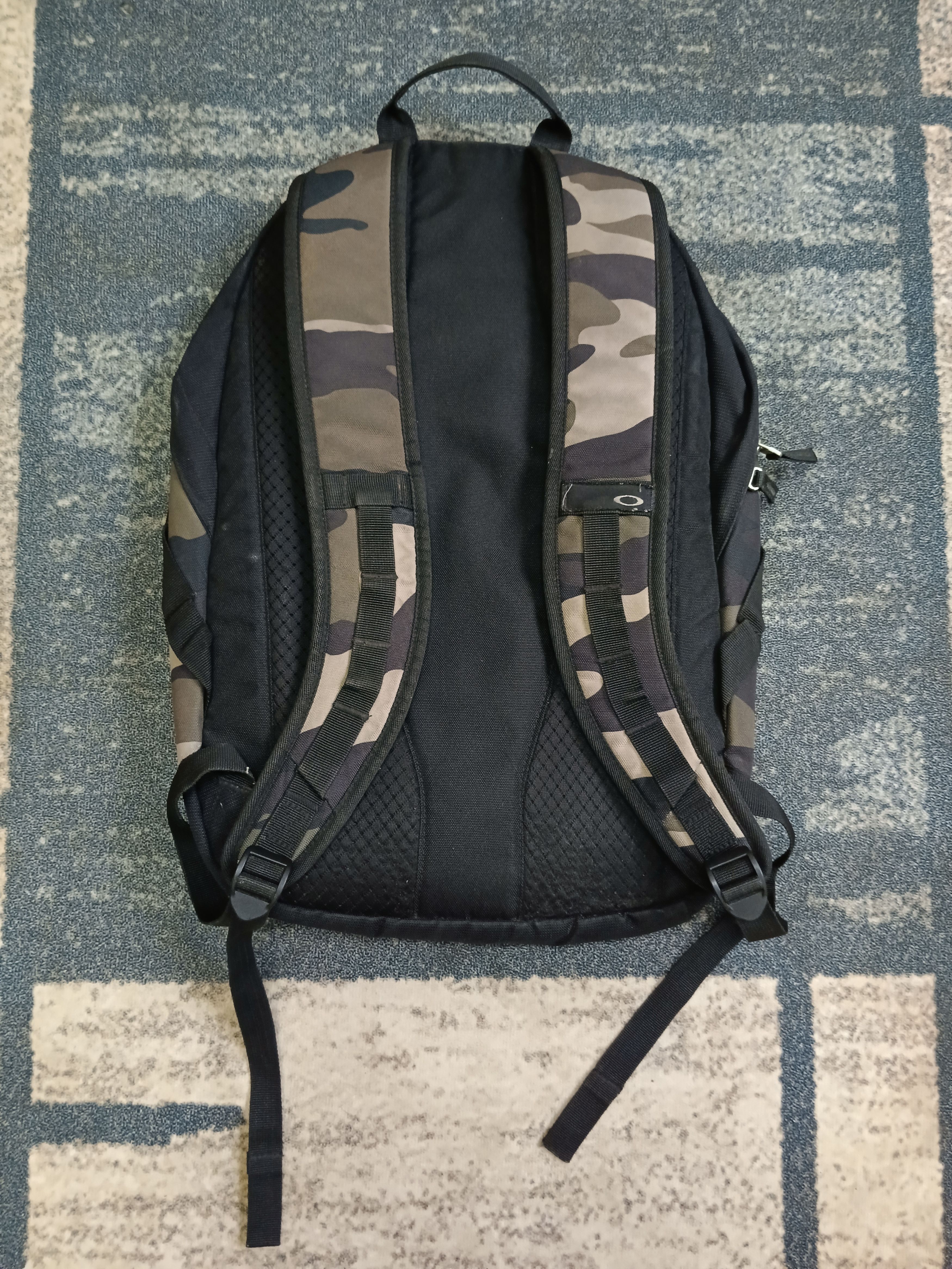 Oakley RARE OAKLEY CAMOFLAGE BAGPACK Size ONE SIZE - 3 Thumbnail