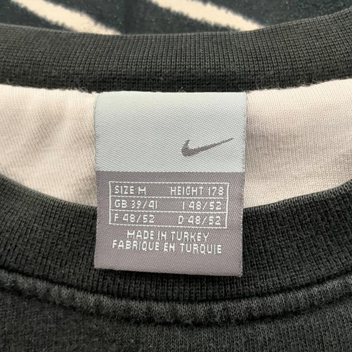 Nike × Vintage 00s Vintage Nike Big Logo Oversized Retro Sweatshirt Rare Size US M / EU 48-50 / 2 - 3 Thumbnail