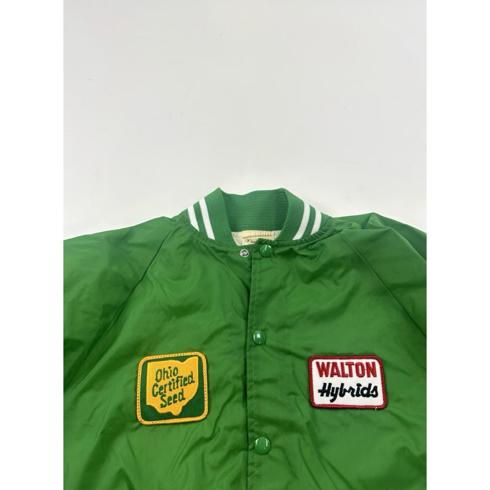 Vintage VINTAGE Auburn Sportswear Jacket Men M Green 80s Bomber Nylon Satin Category: Jacket Size US M / EU 48-50 / 2 - 2 Thumbnail