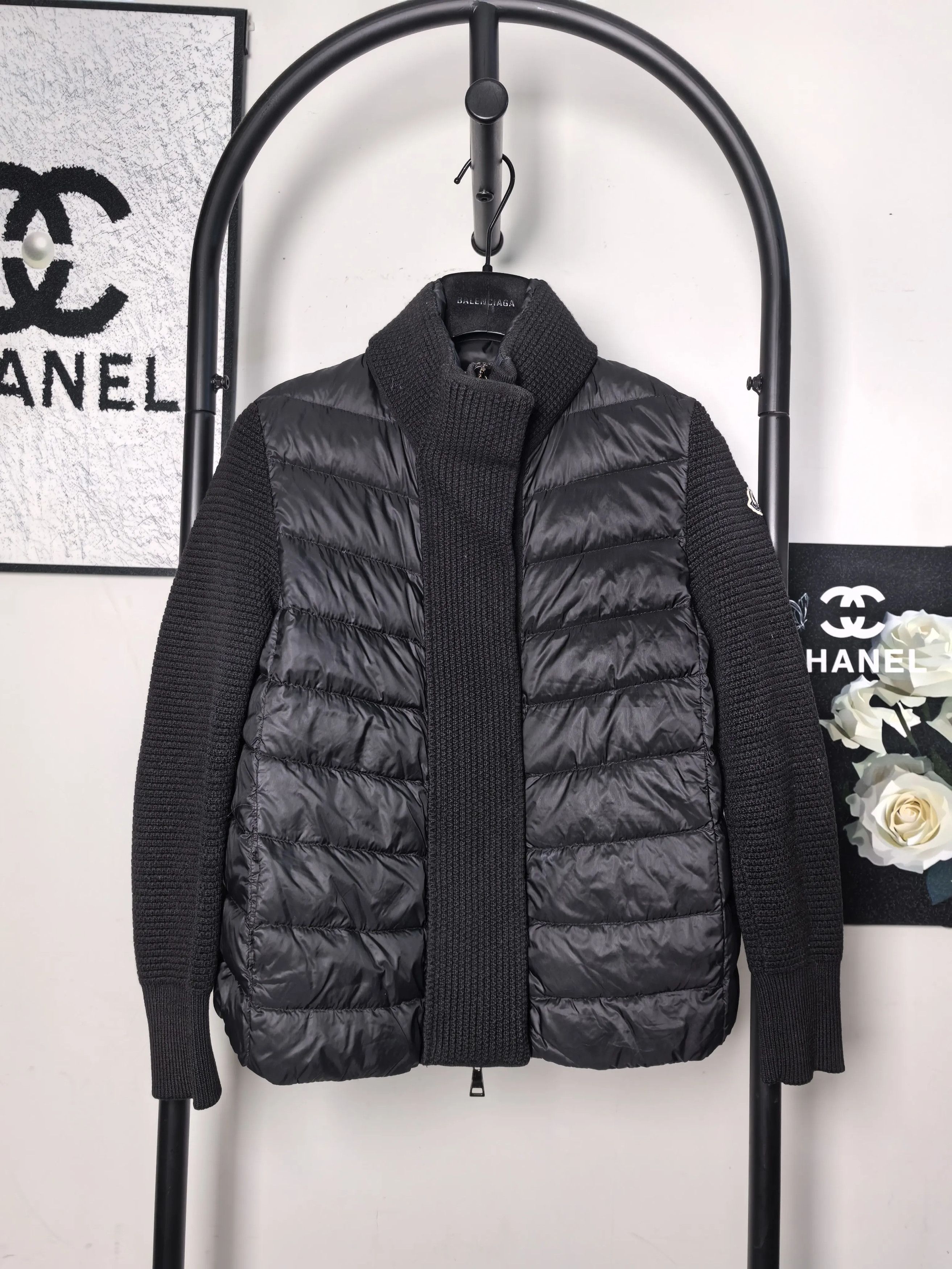 Moncler Moncler Down White Heavy Coat m Men Size US M / EU 48-50 / 2 - 1 Thumbnail